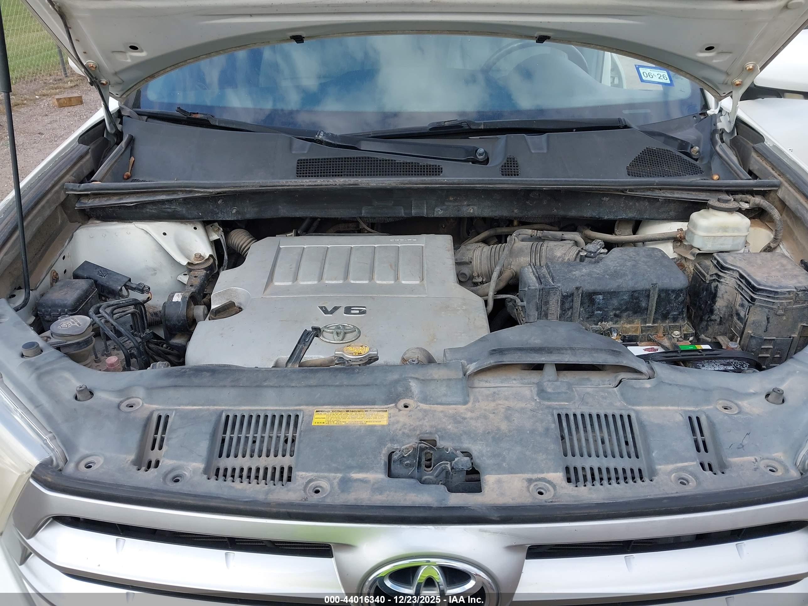 TOYOTA HIGHLANDER image 10