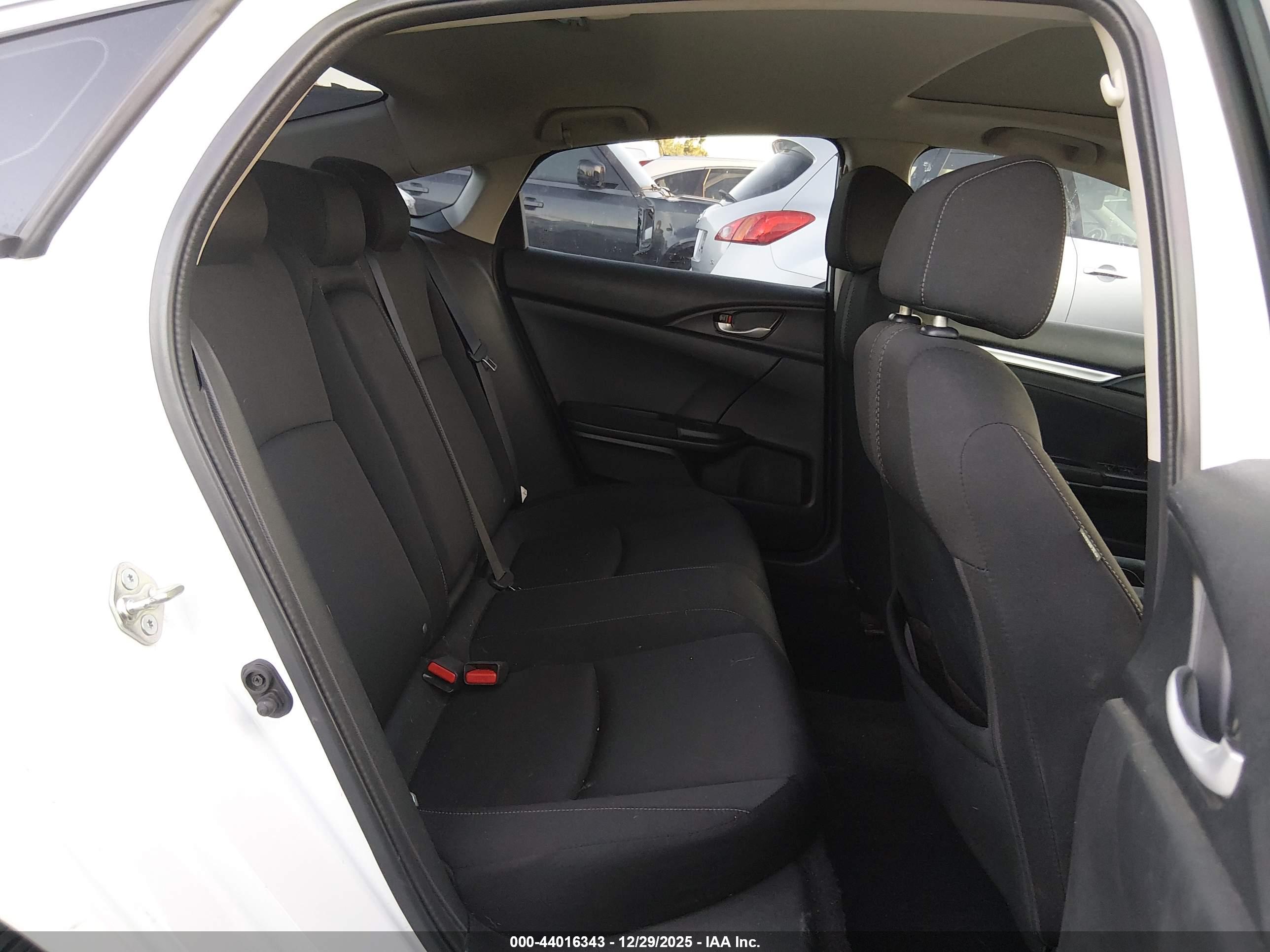 HONDA CIVIC image 8