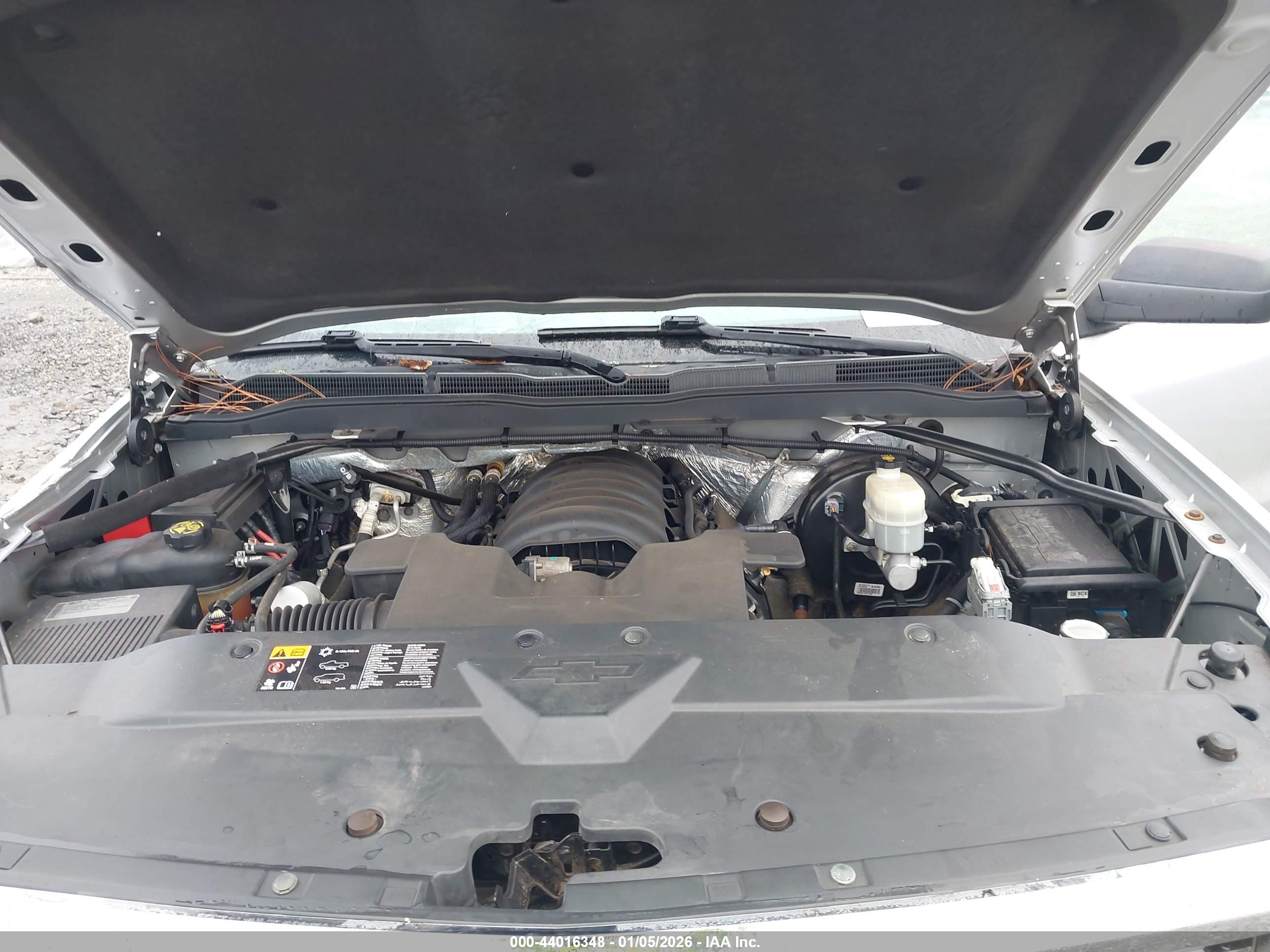 CHEVROLET SILVERADO image 10