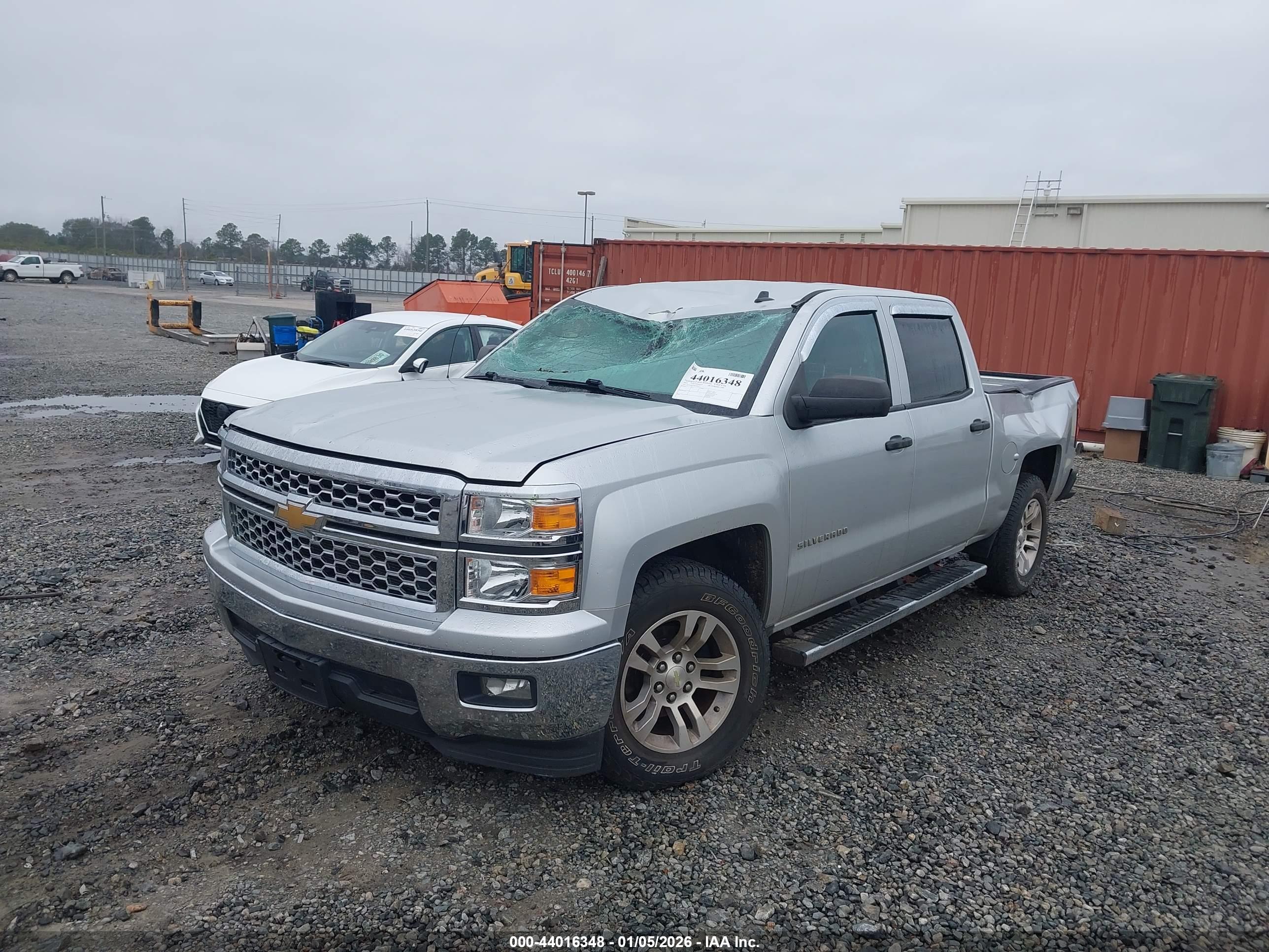 CHEVROLET SILVERADO image 6