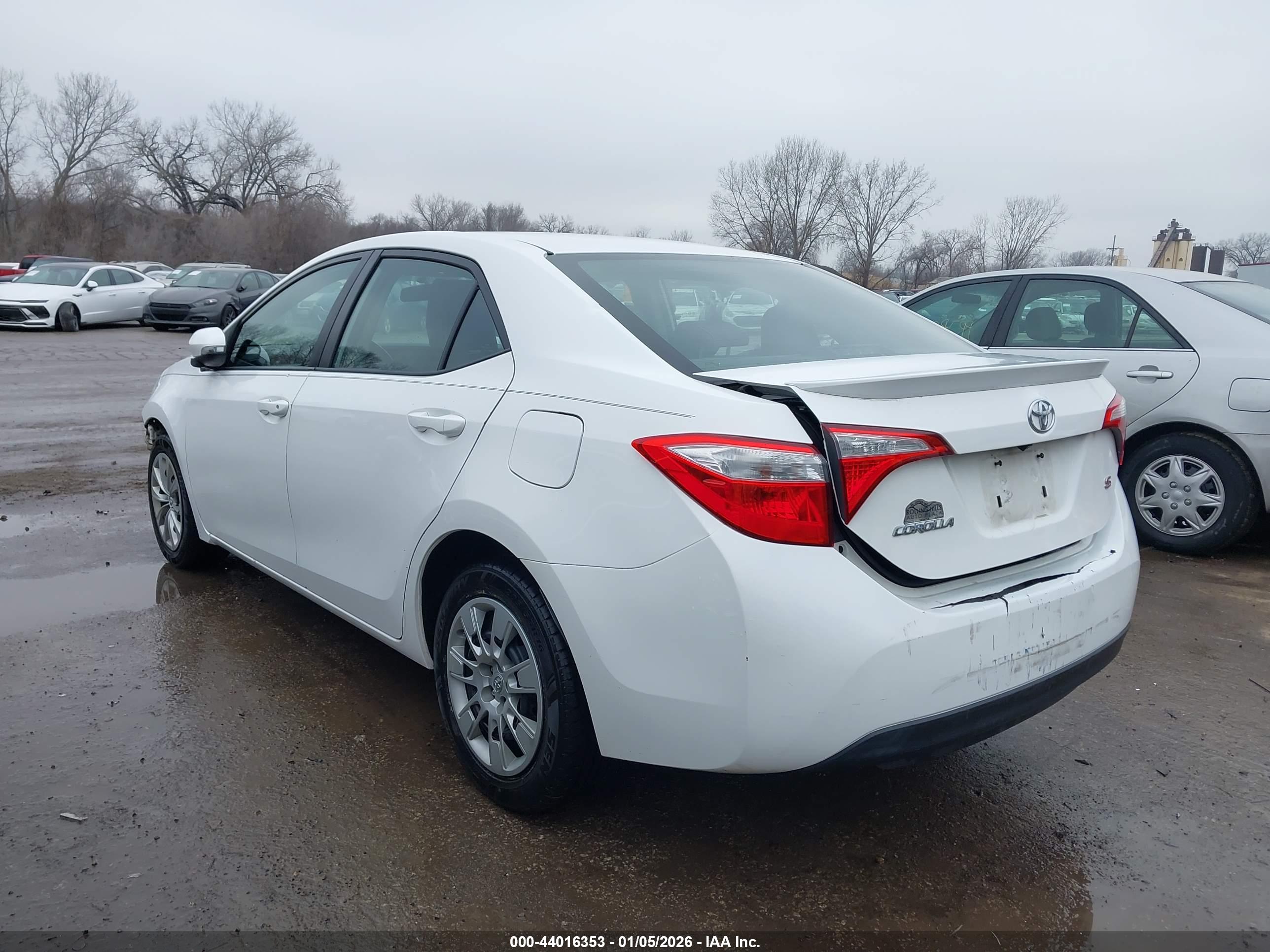 TOYOTA COROLLA image 3