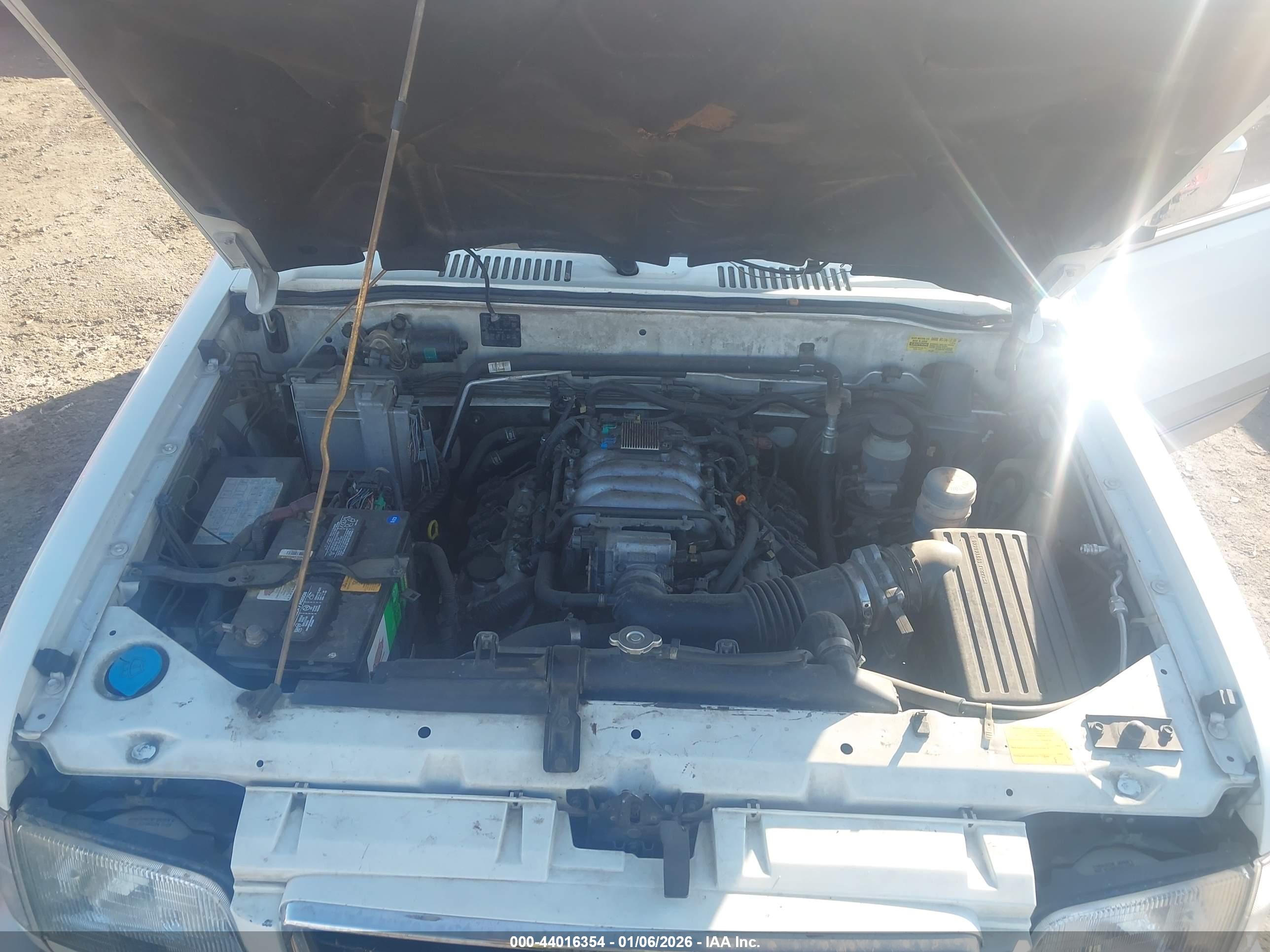 ISUZU TROOPER image 10