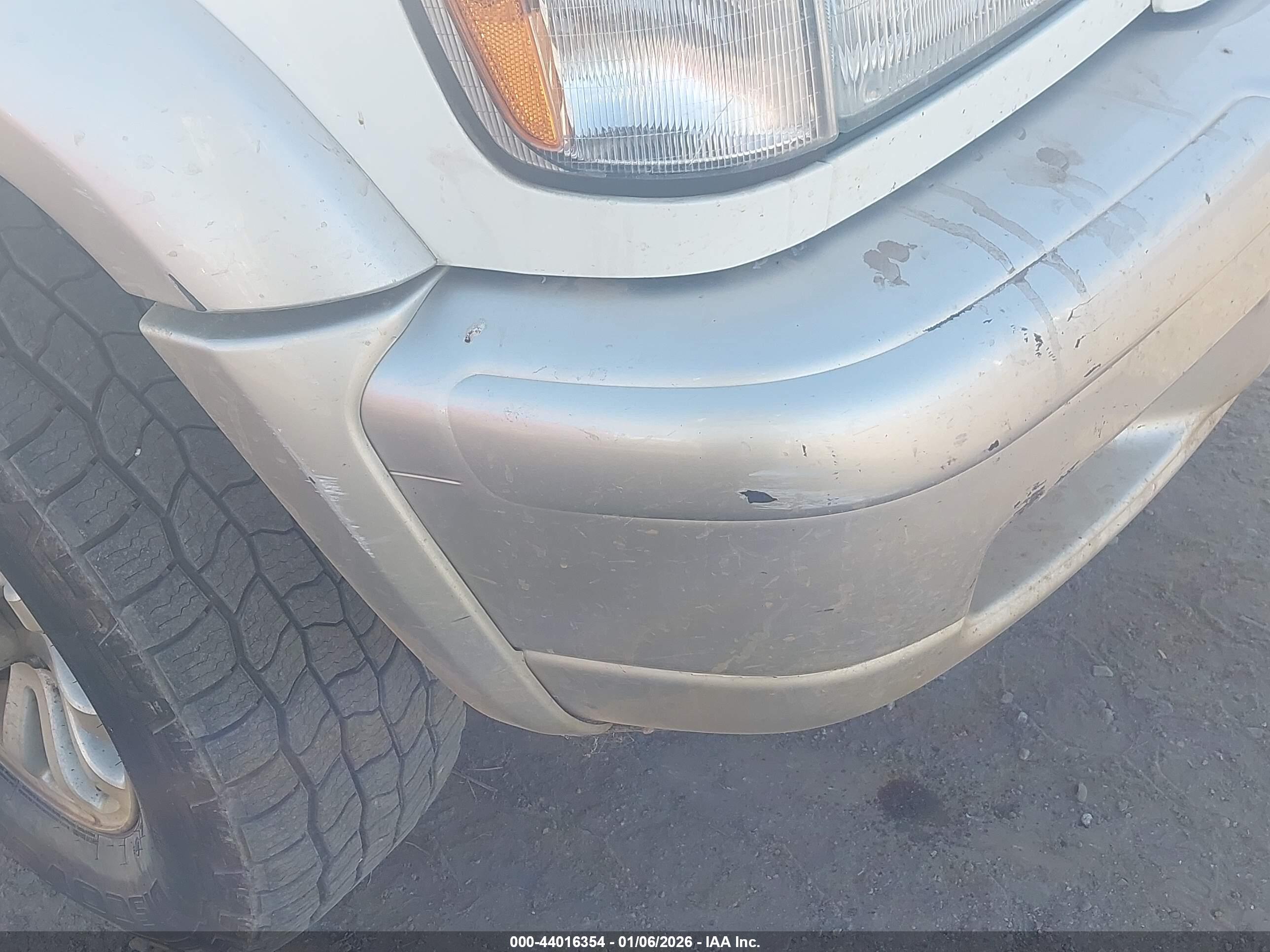 ISUZU TROOPER image 6