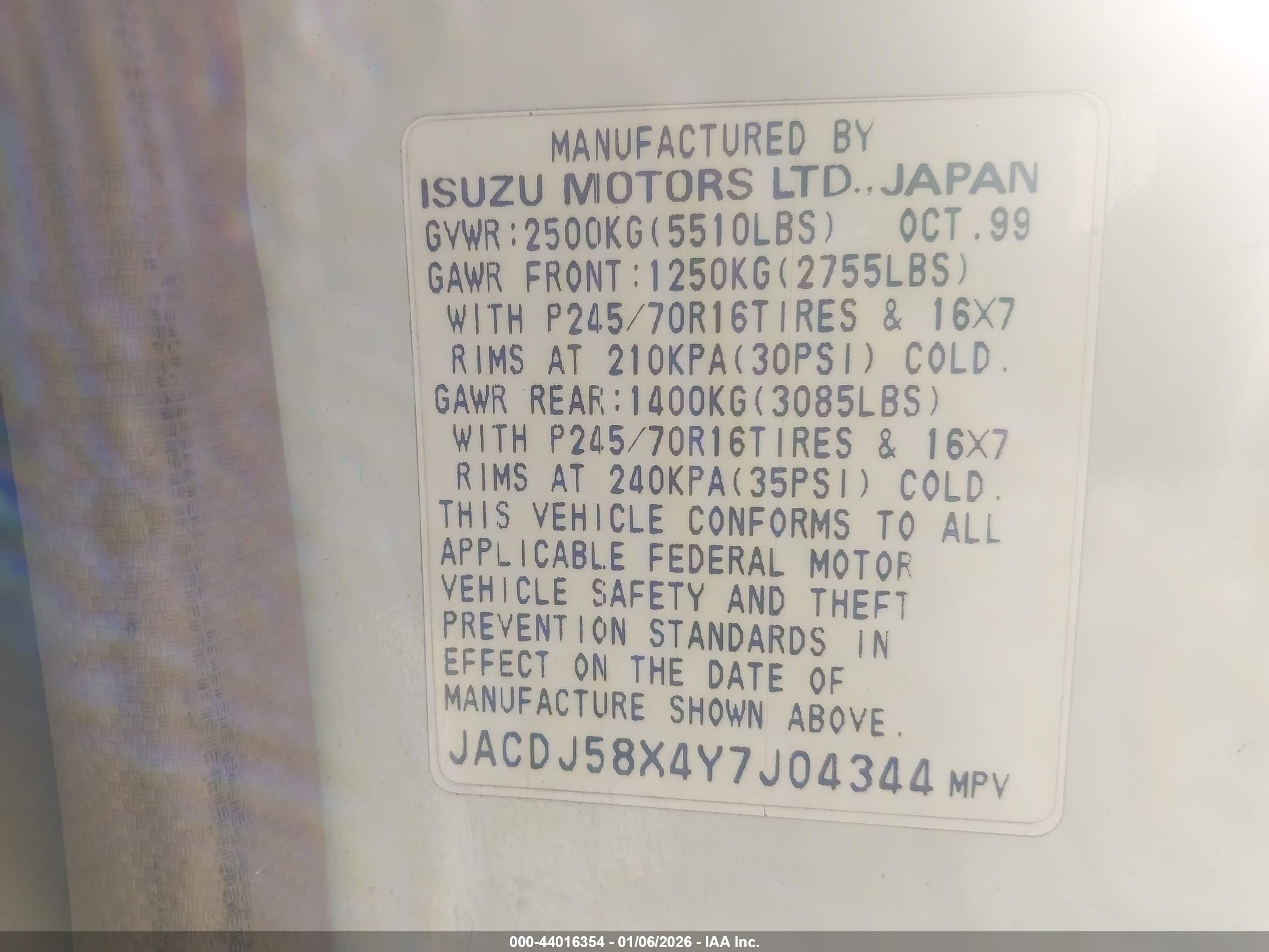 ISUZU TROOPER image 9