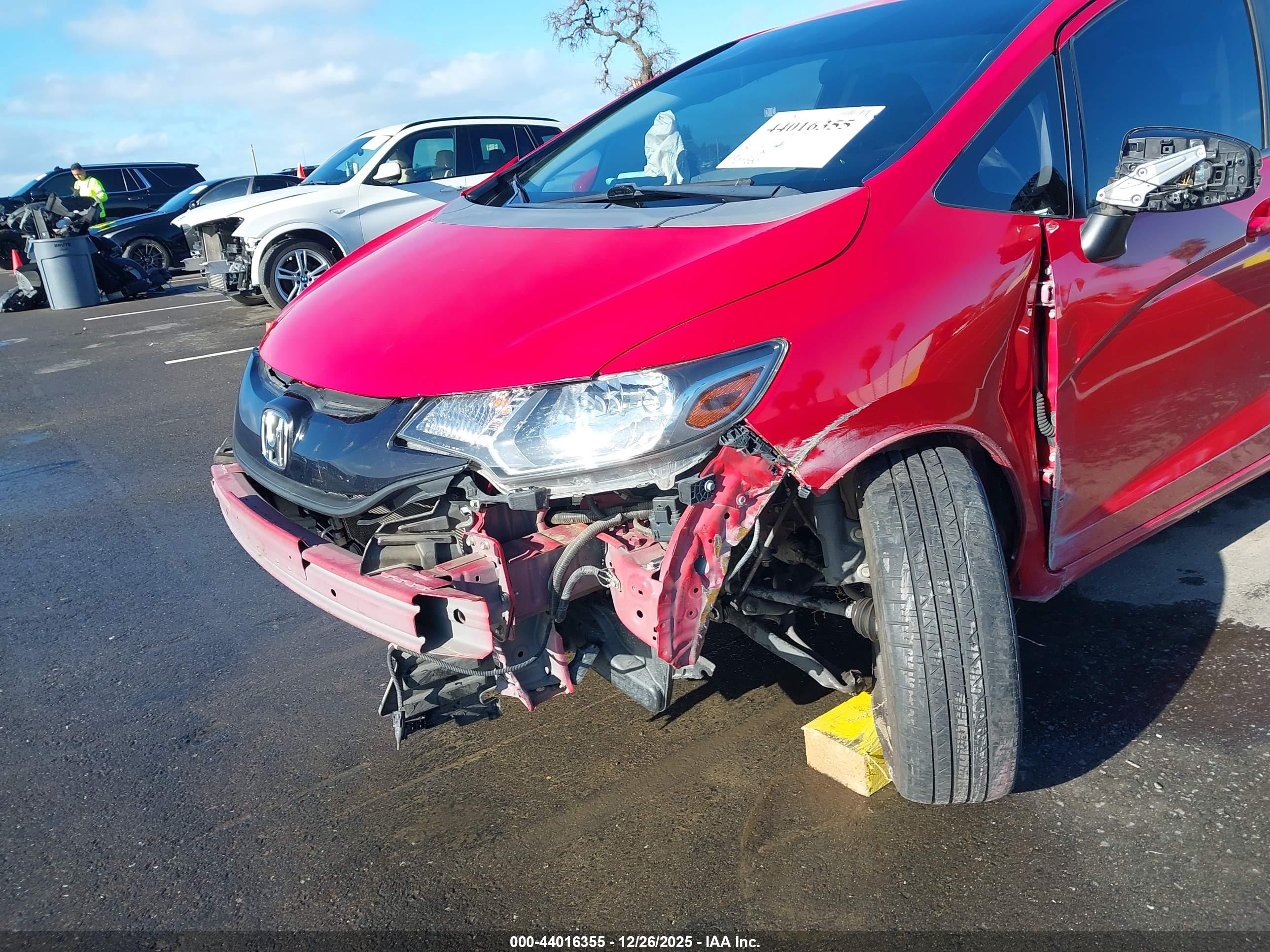 HONDA FIT image 6