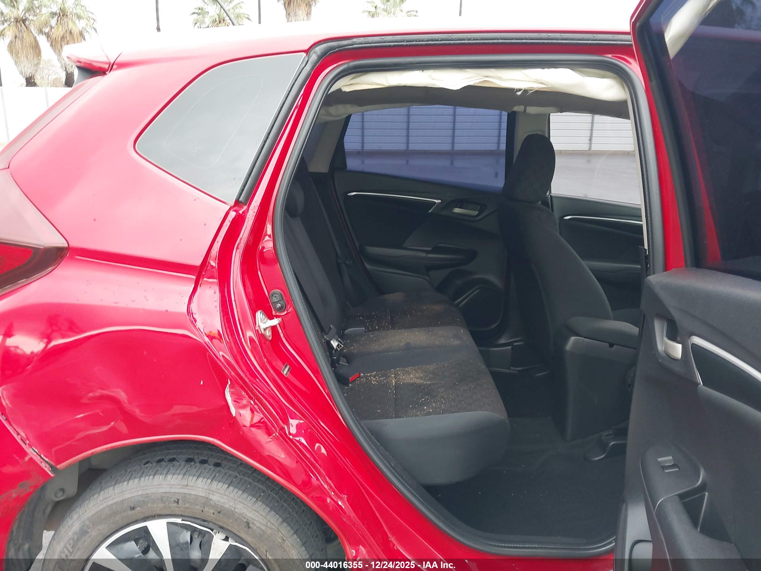 HONDA FIT image 8