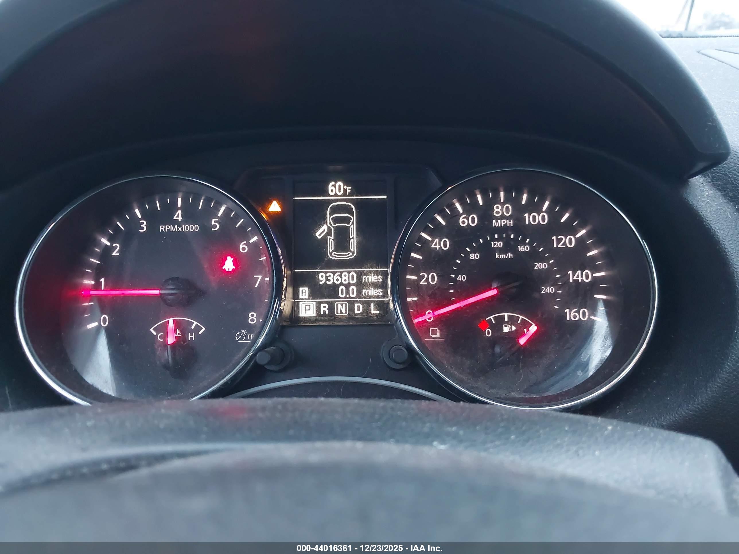 NISSAN ROGUE image 7