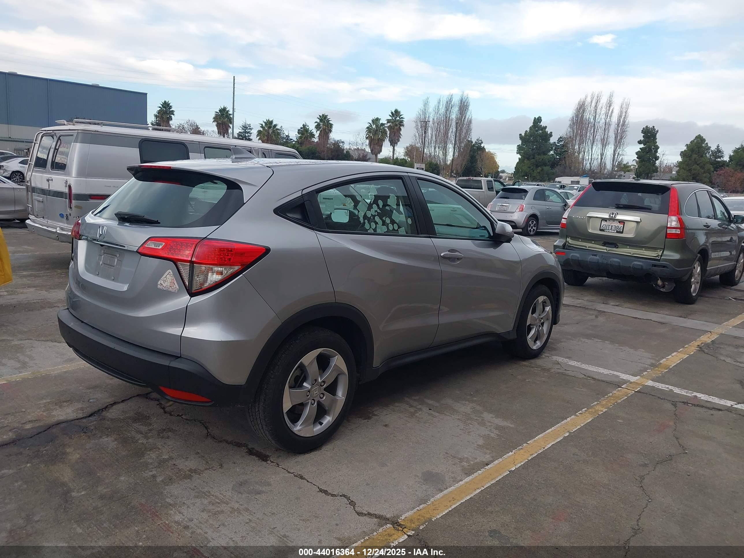 HONDA HR-V image 4