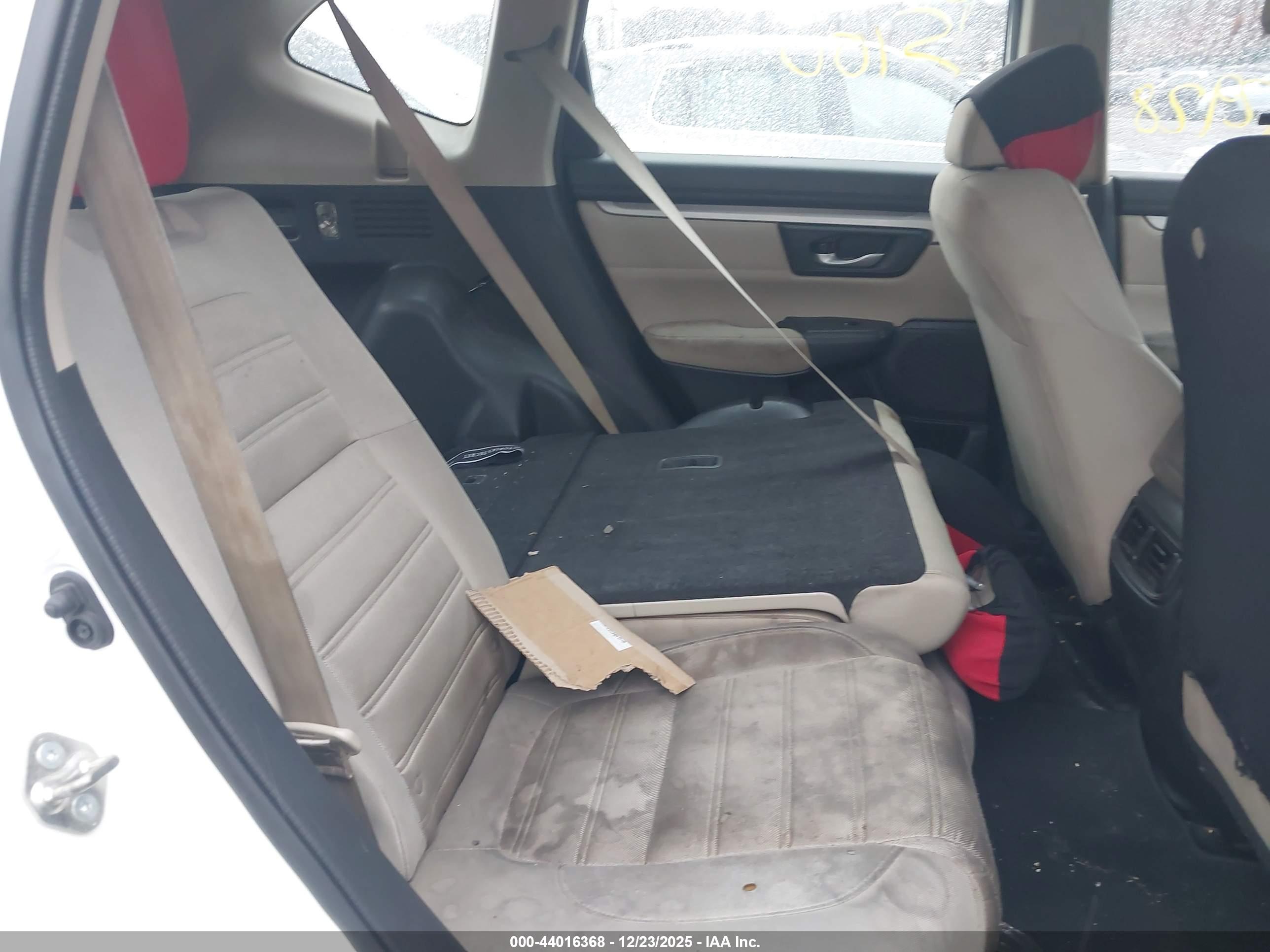 HONDA CR-V image 8