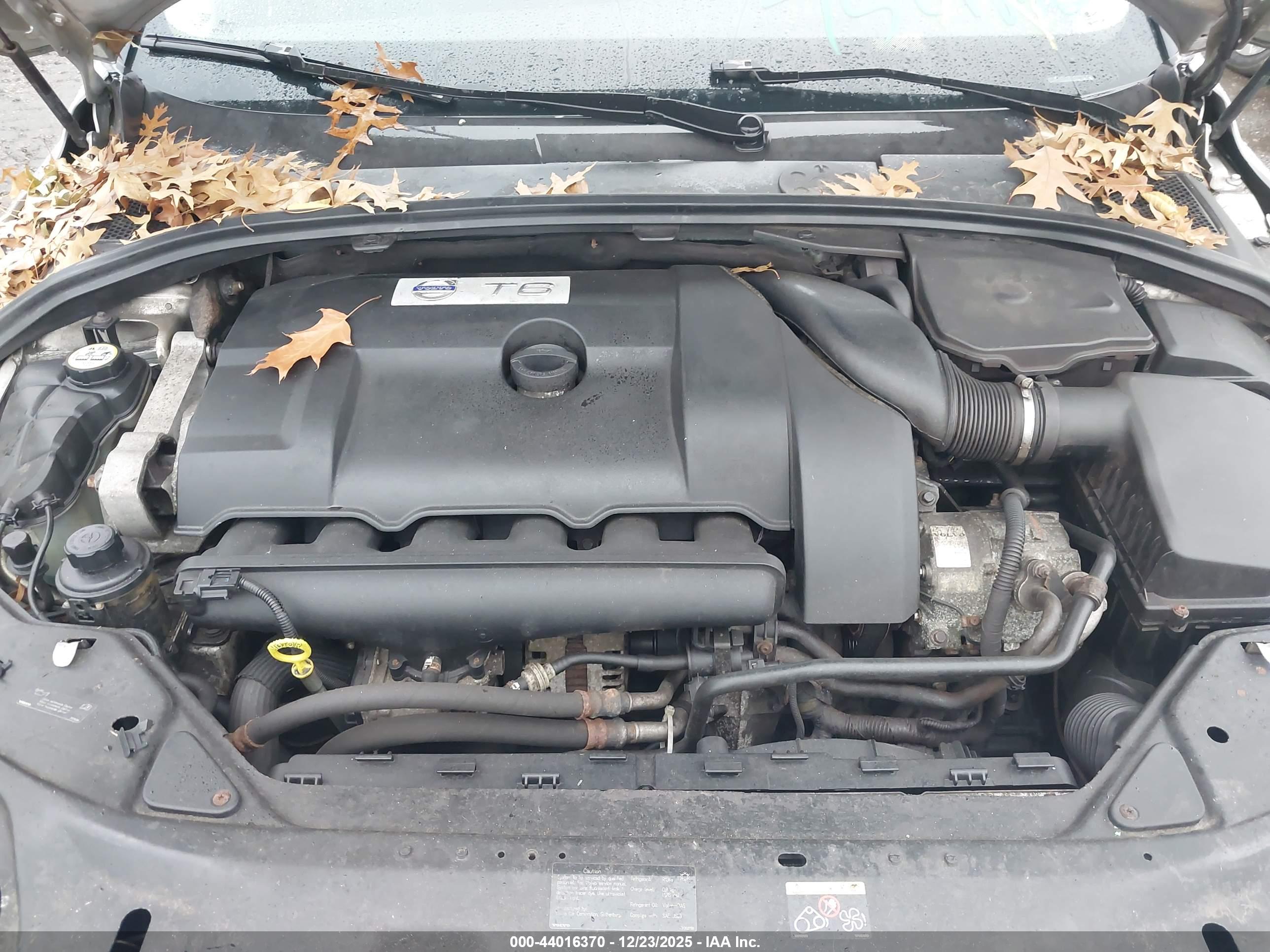 VOLVO S80 image 10