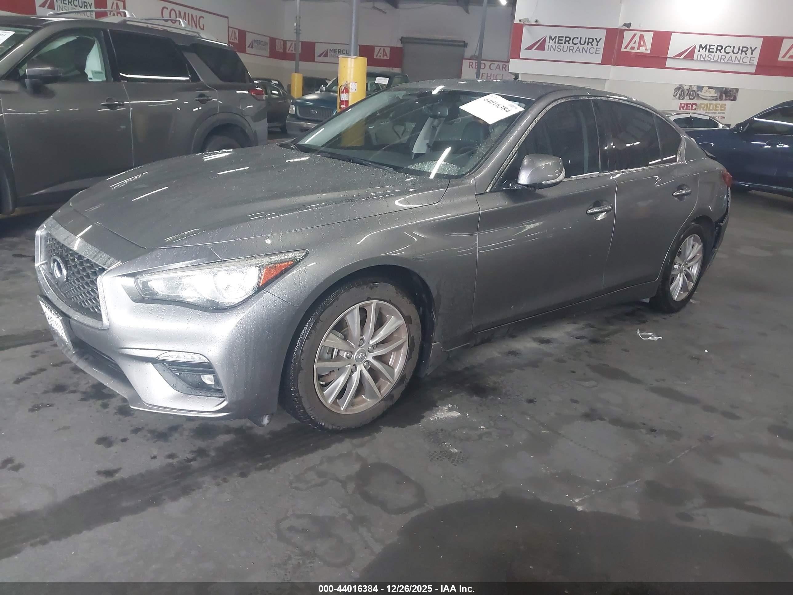 INFINITI Q50 image 2