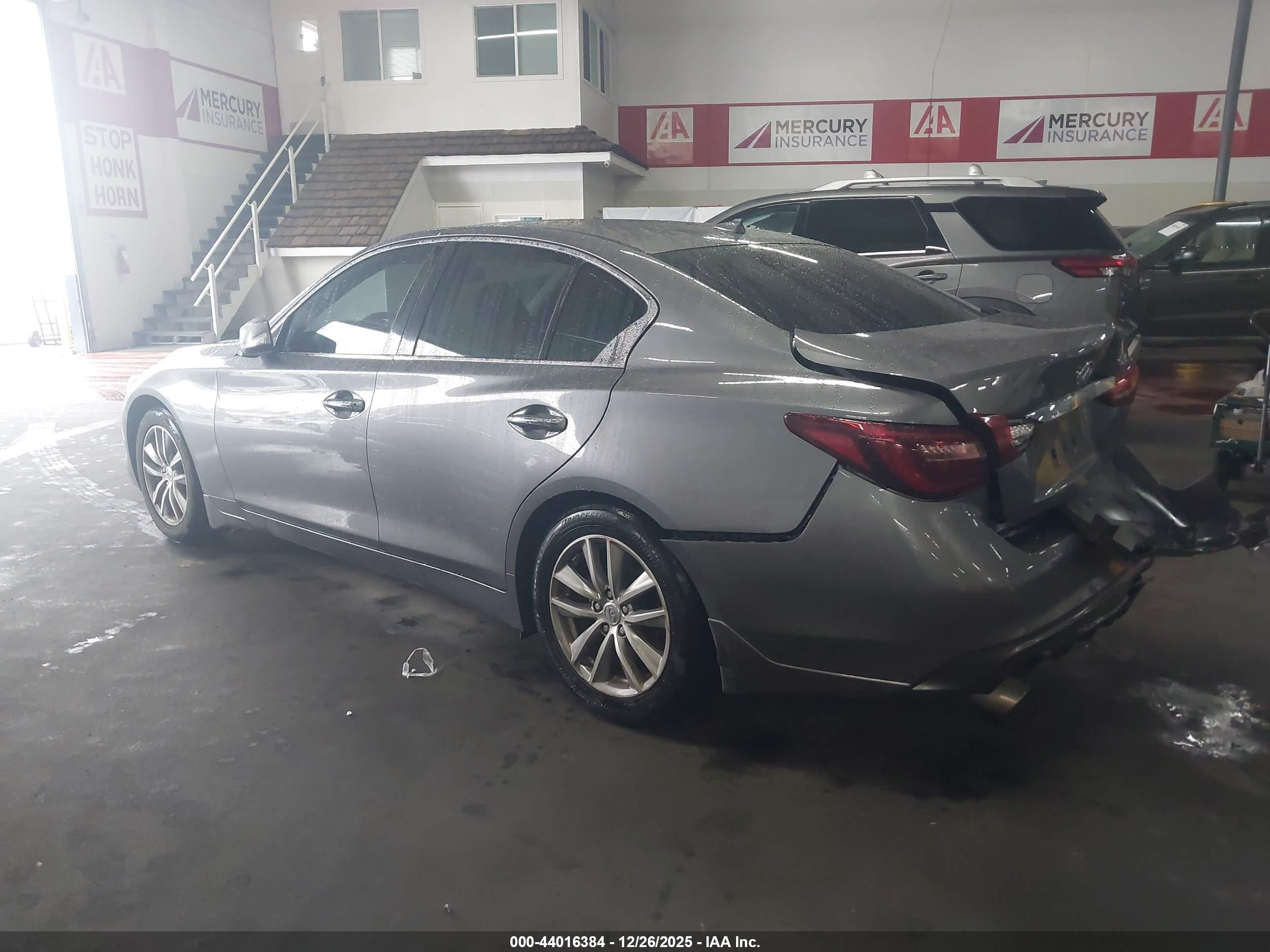 INFINITI Q50 image 3
