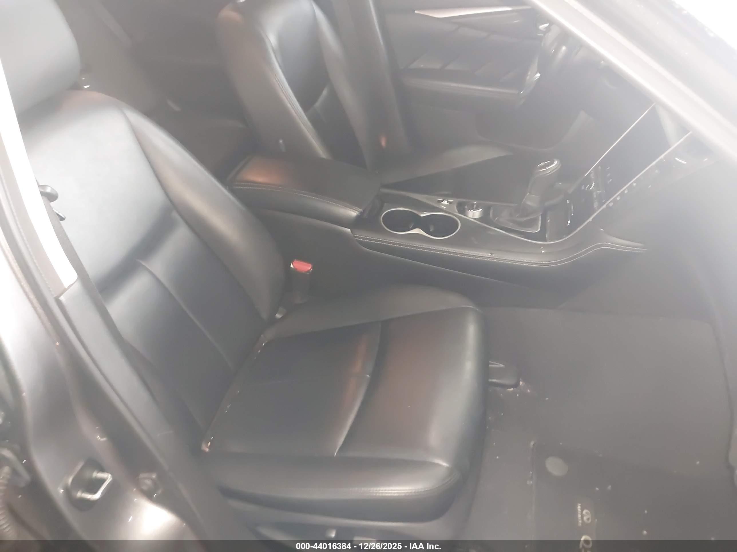 INFINITI Q50 image 5