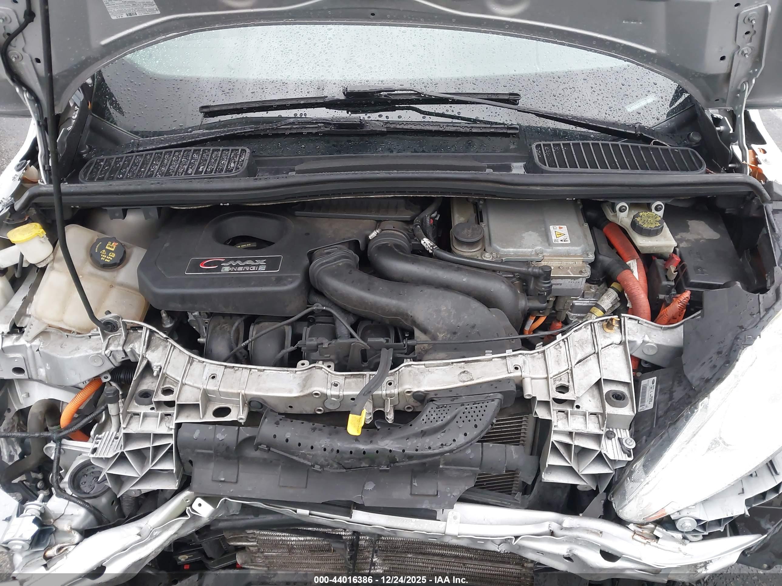FORD C-MAX image 10