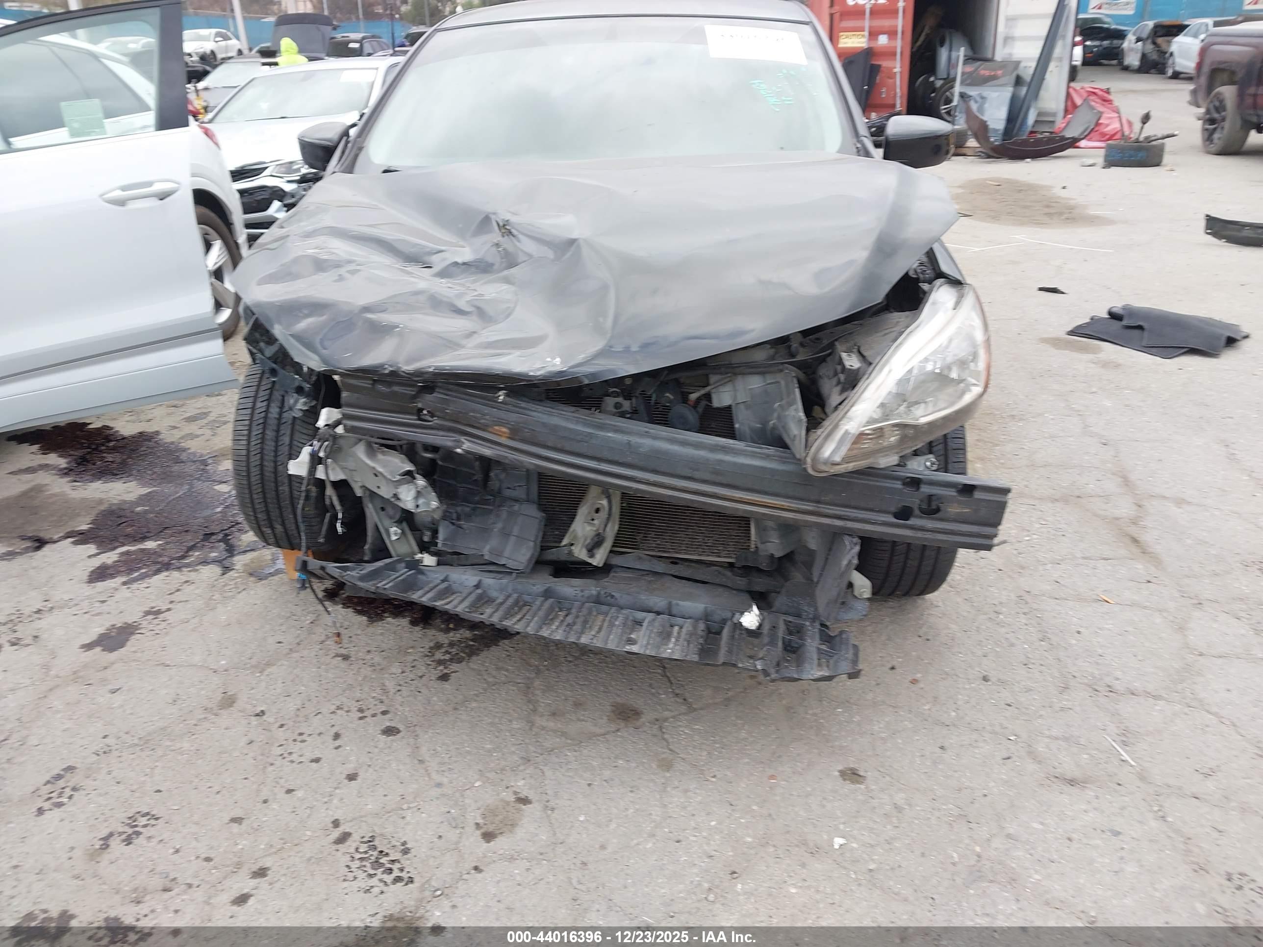 NISSAN SENTRA image 6