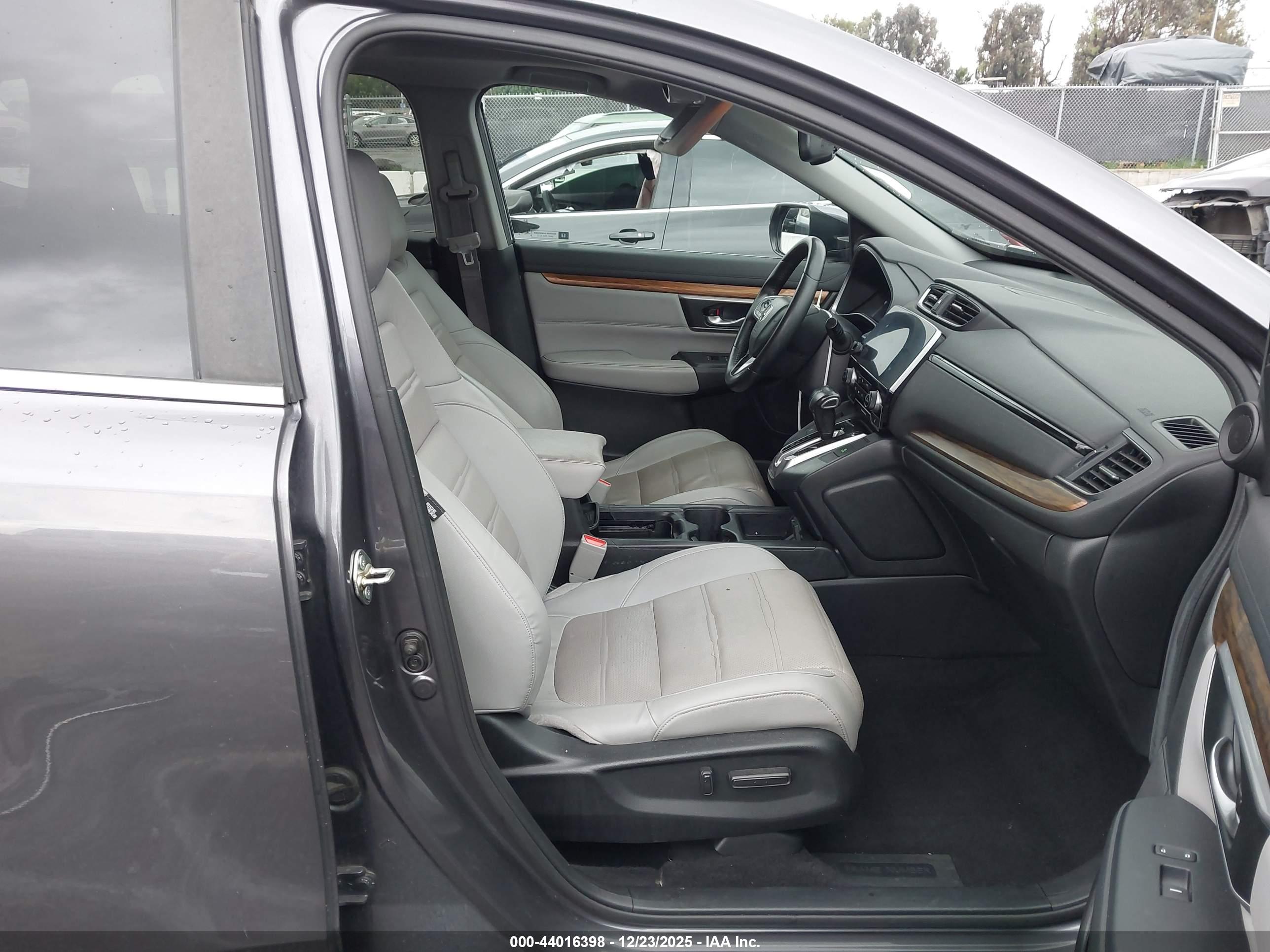 HONDA CR-V image 5