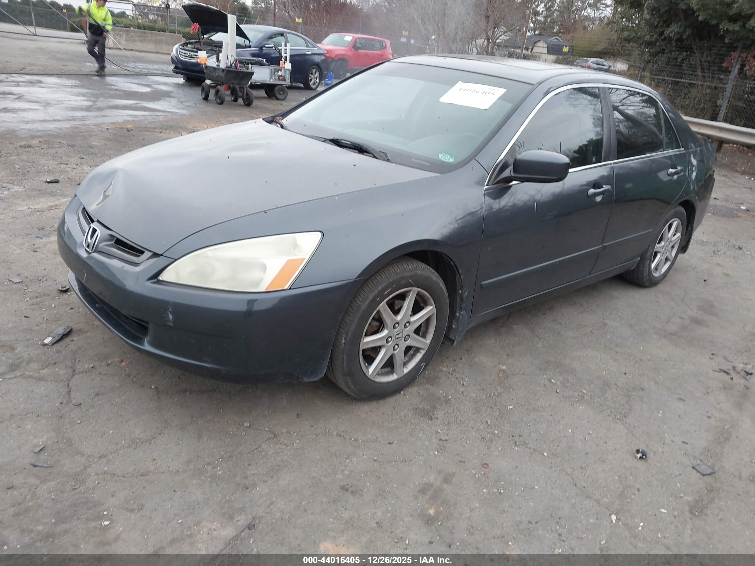 HONDA ACCORD image 2