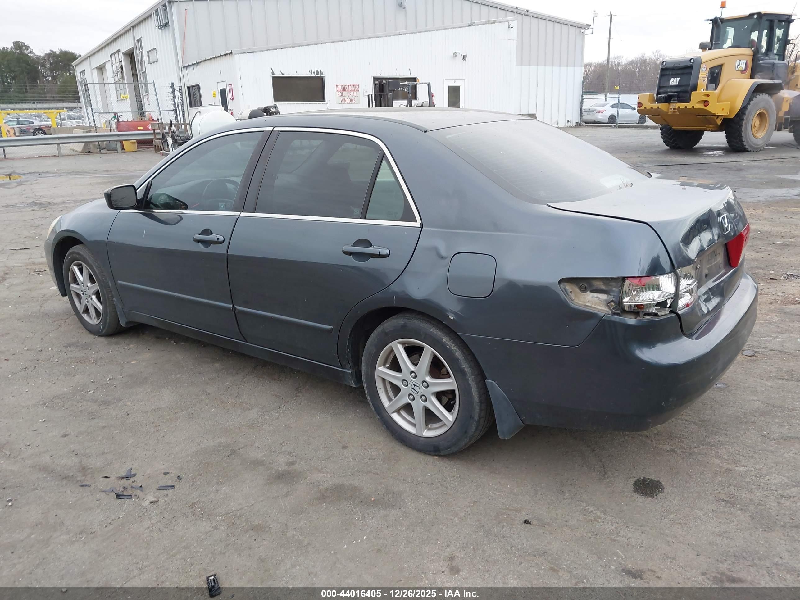 HONDA ACCORD image 3