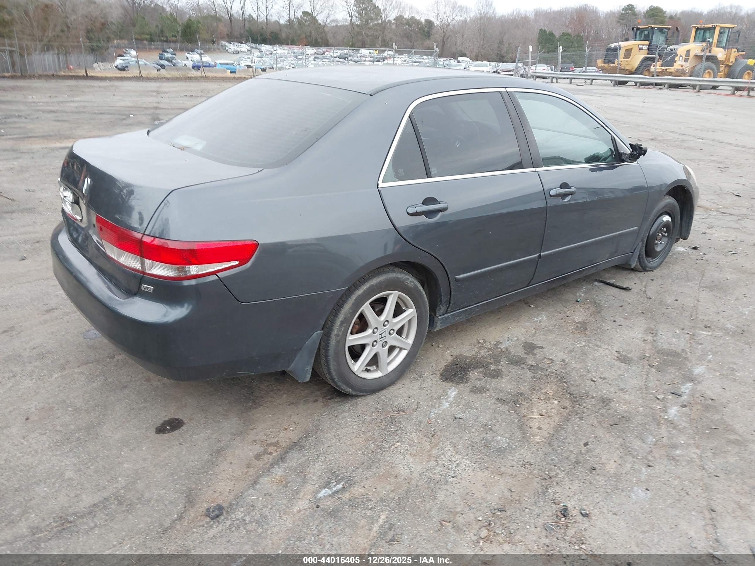 HONDA ACCORD image 4