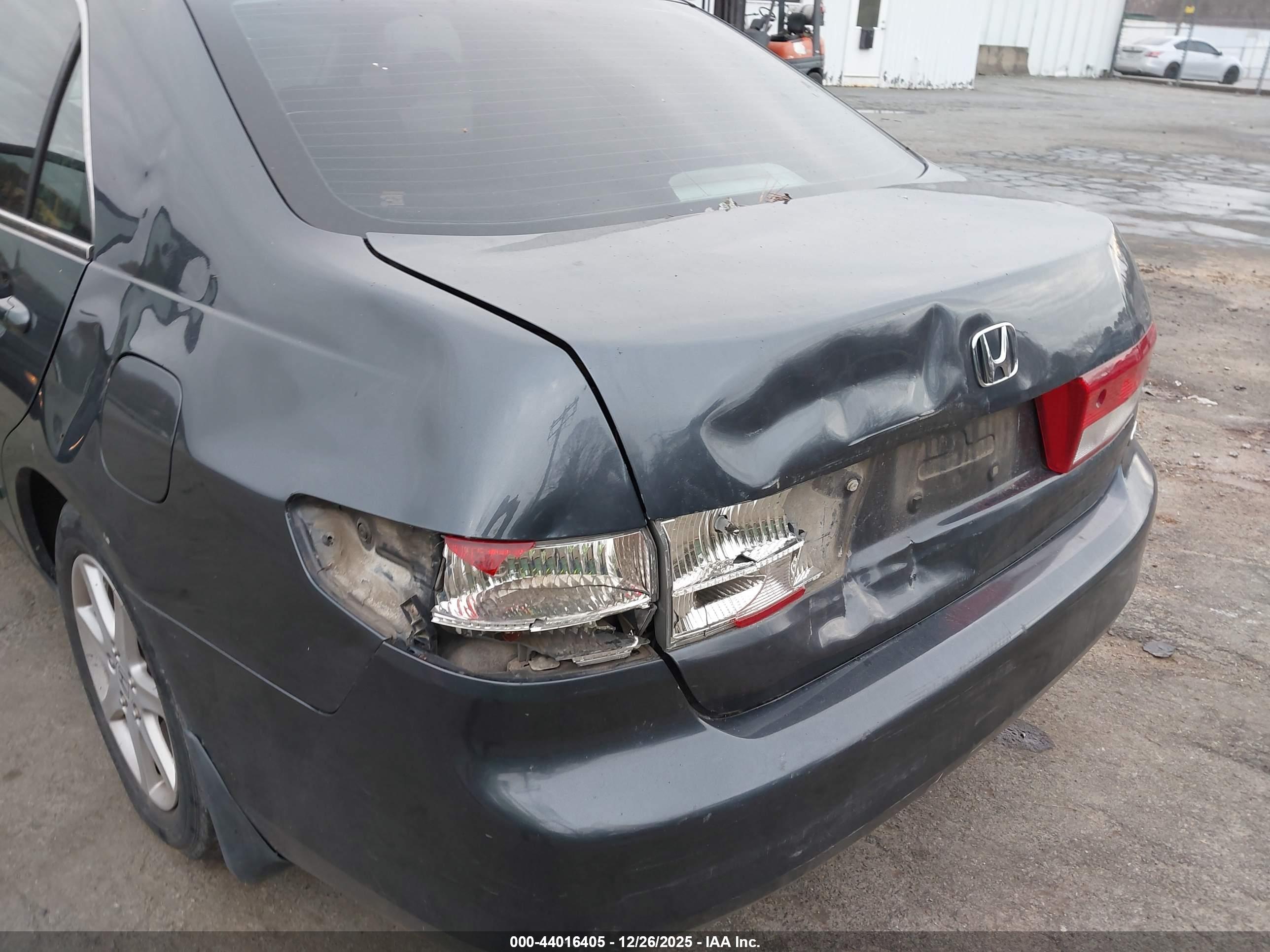 HONDA ACCORD image 6