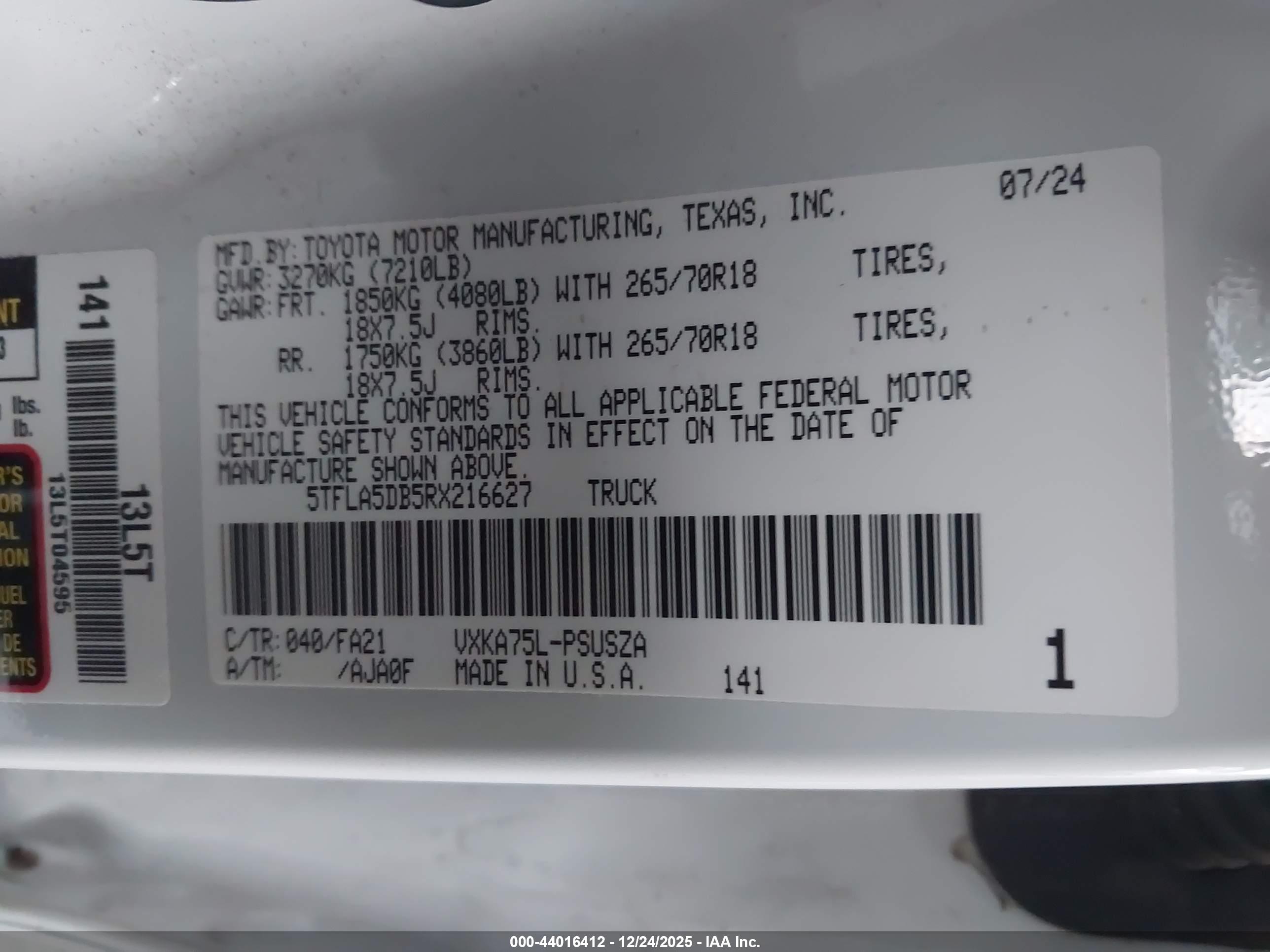 TOYOTA TUNDRA image 9