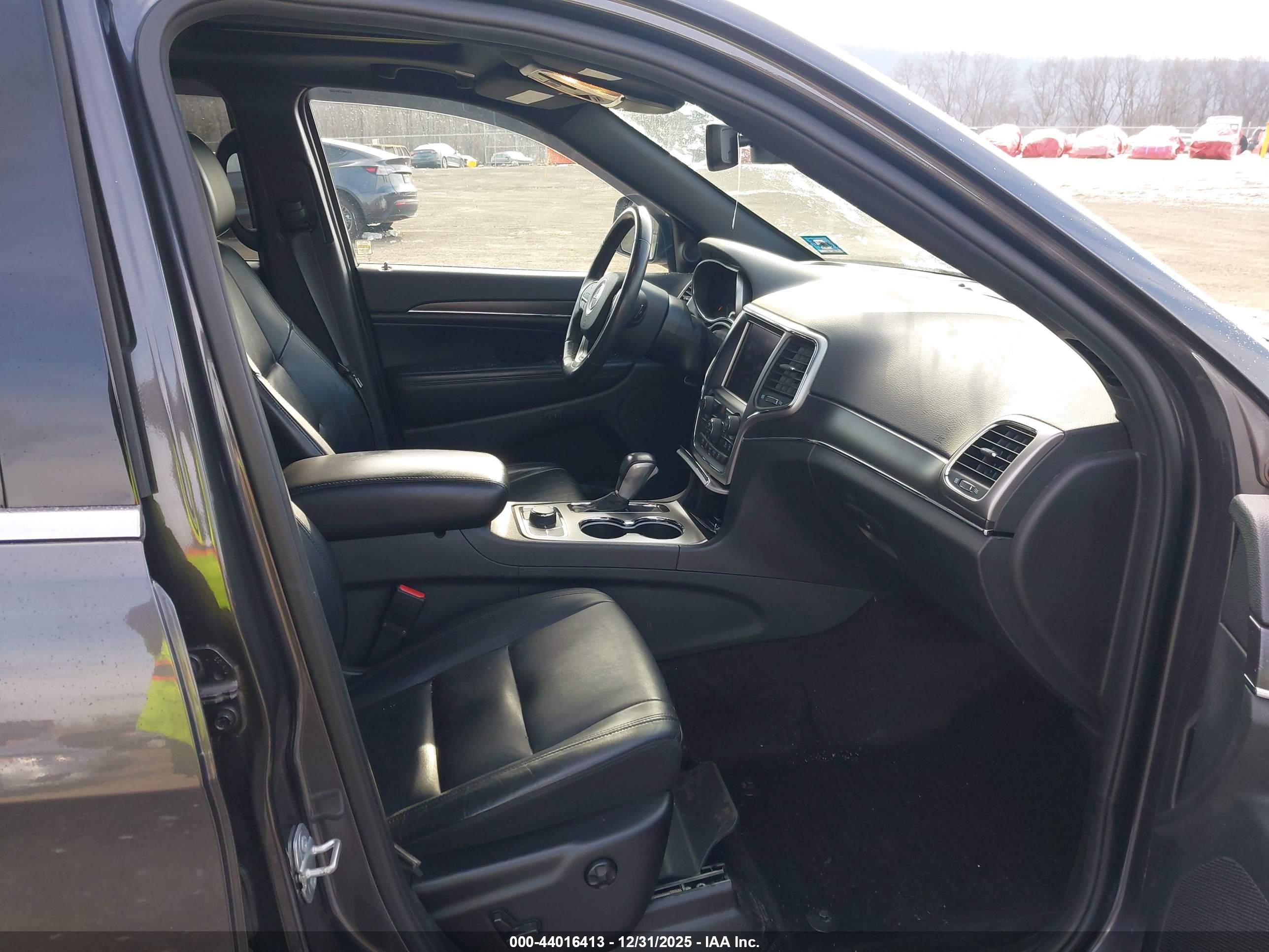 JEEP GRAND image 5