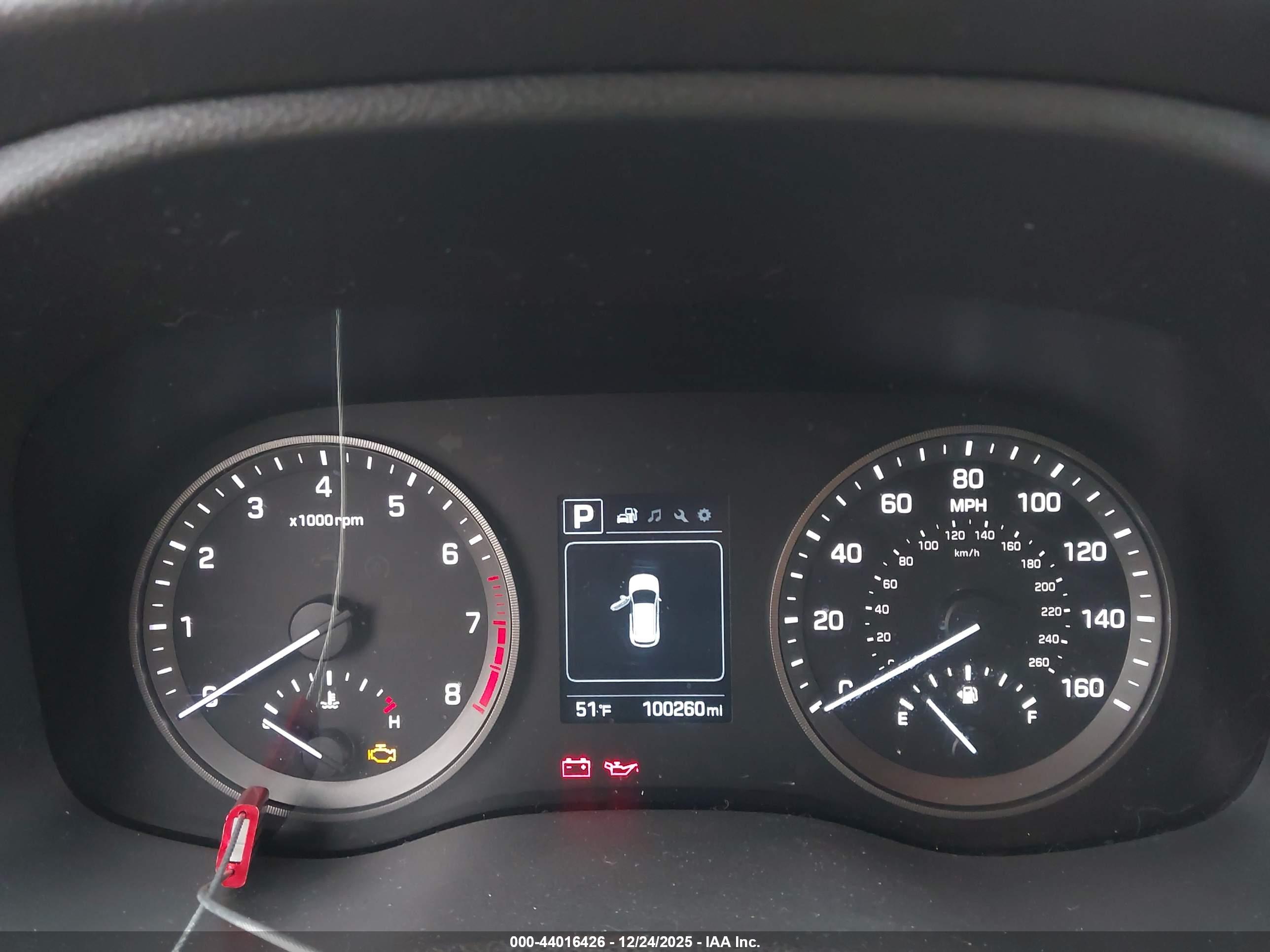 HYUNDAI TUCSON image 7