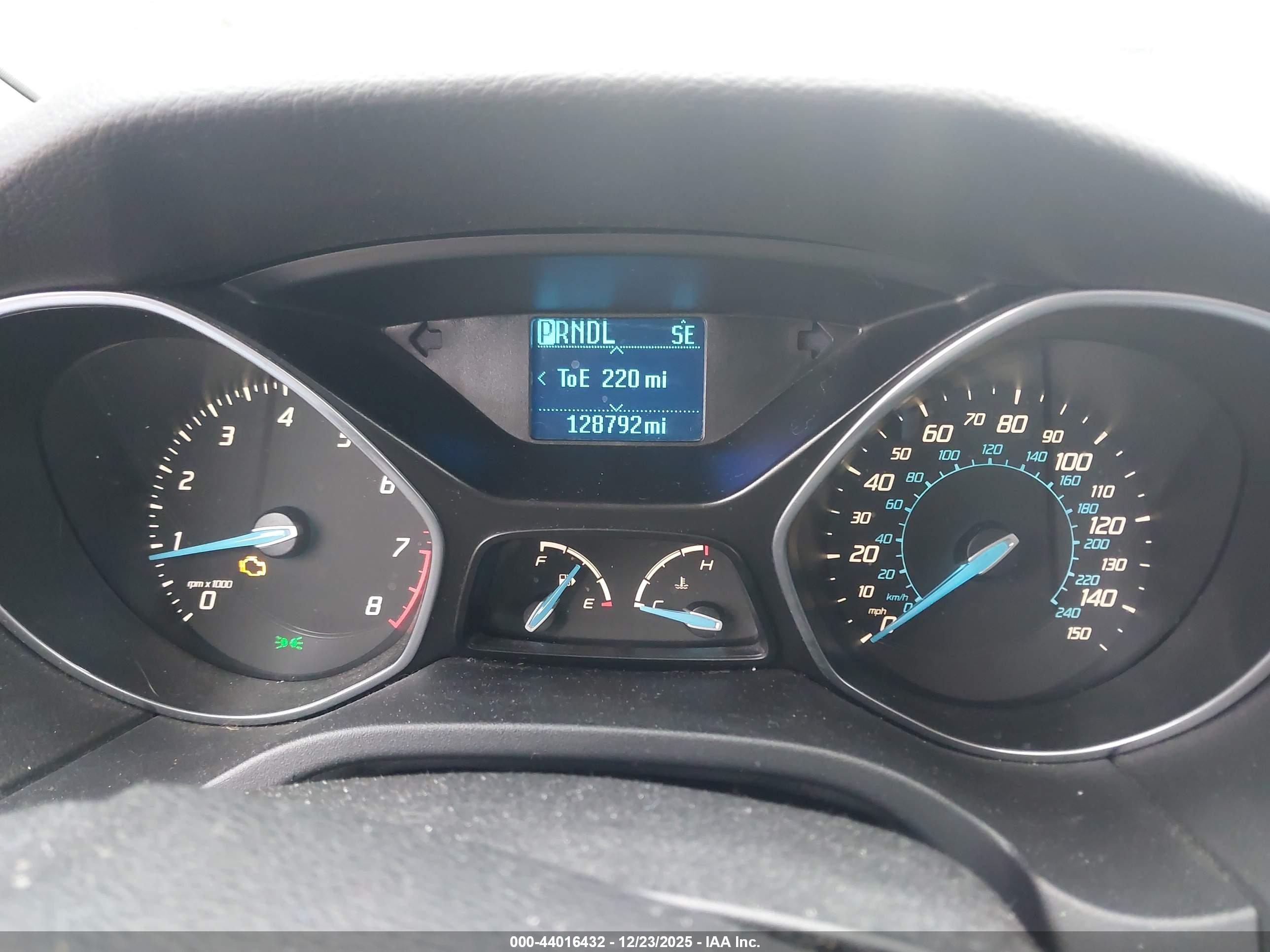FORD FOCUS image 7