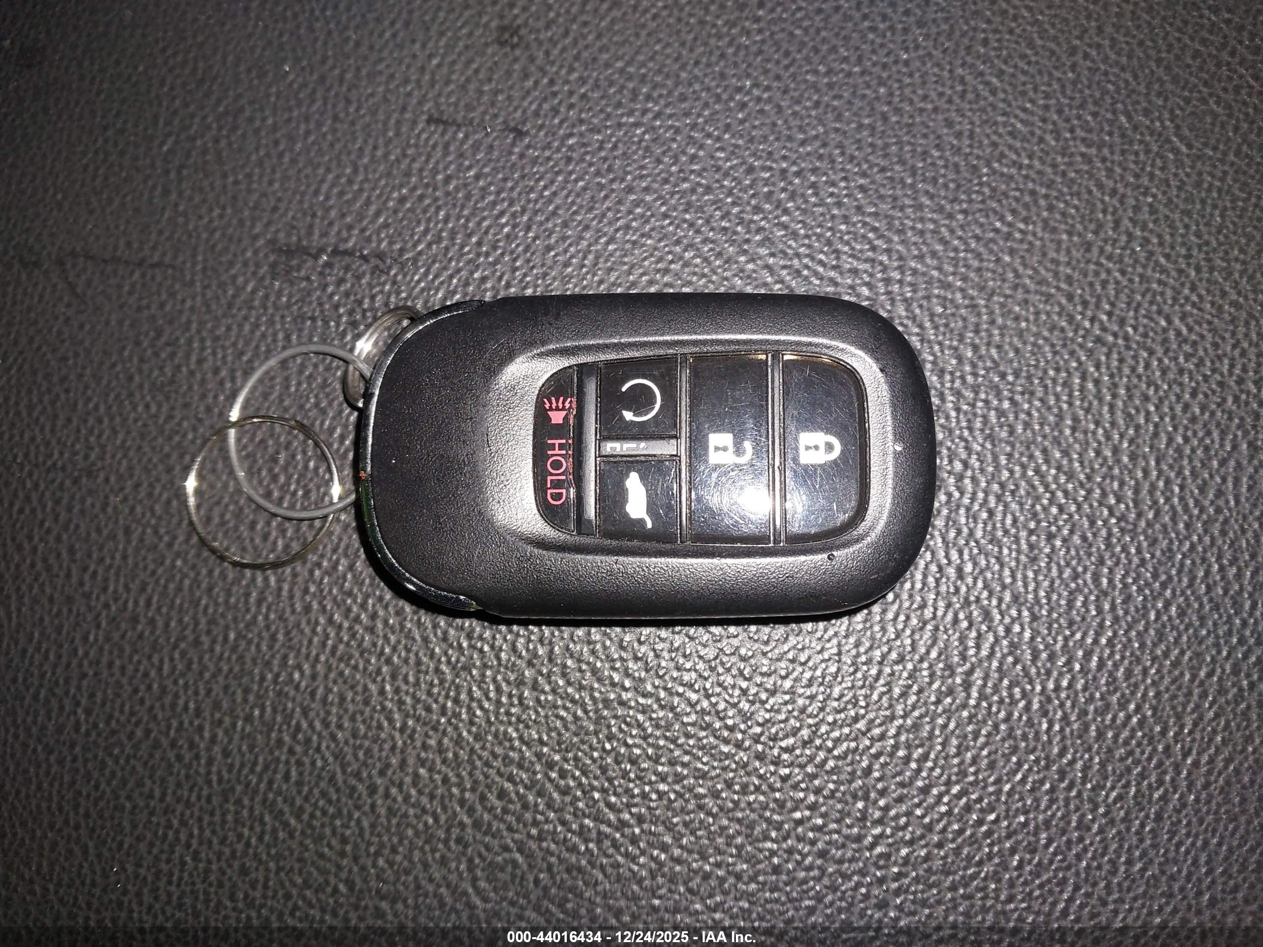 HONDA CR-V image 11
