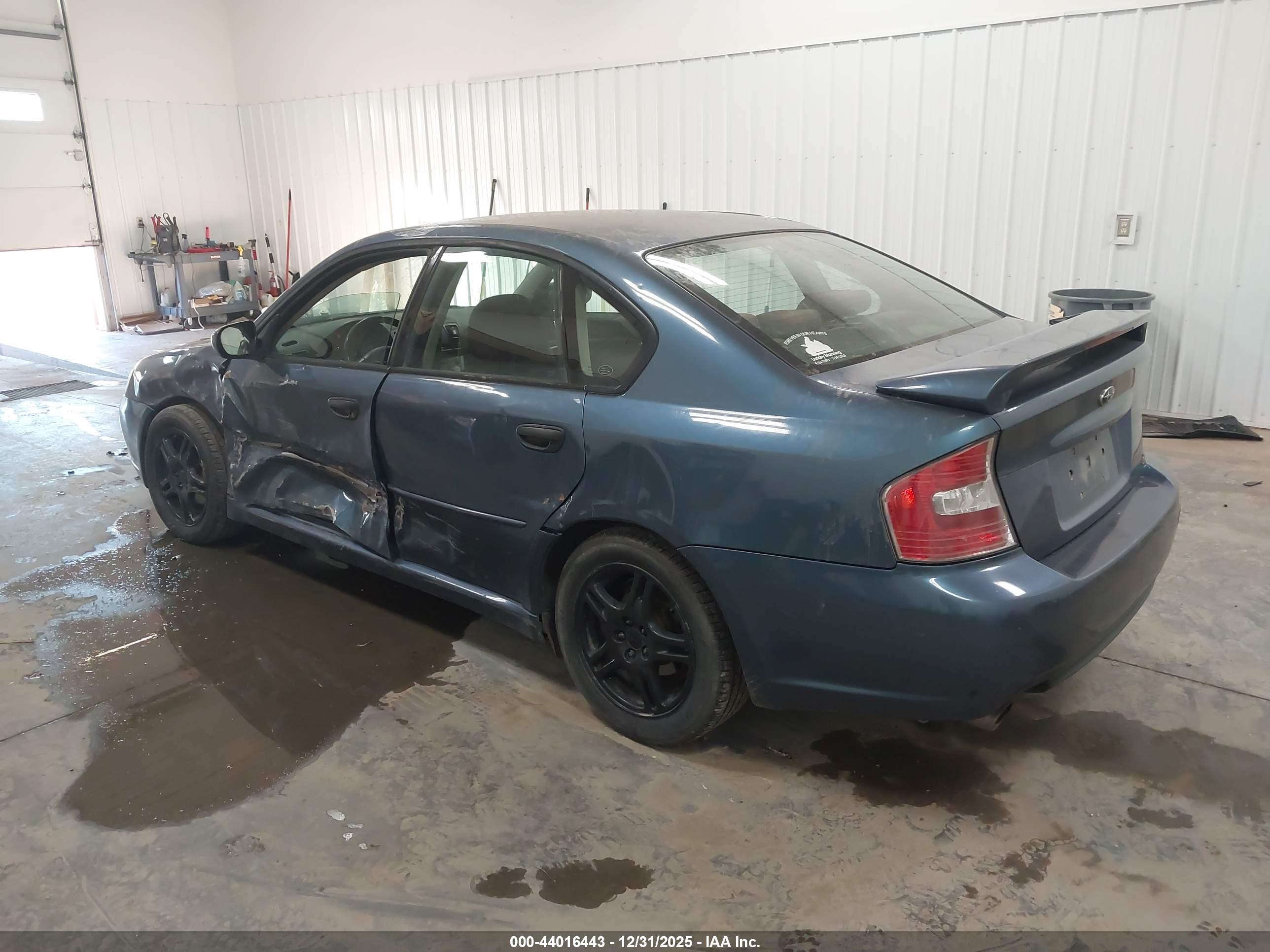 SUBARU LEGACY image 3