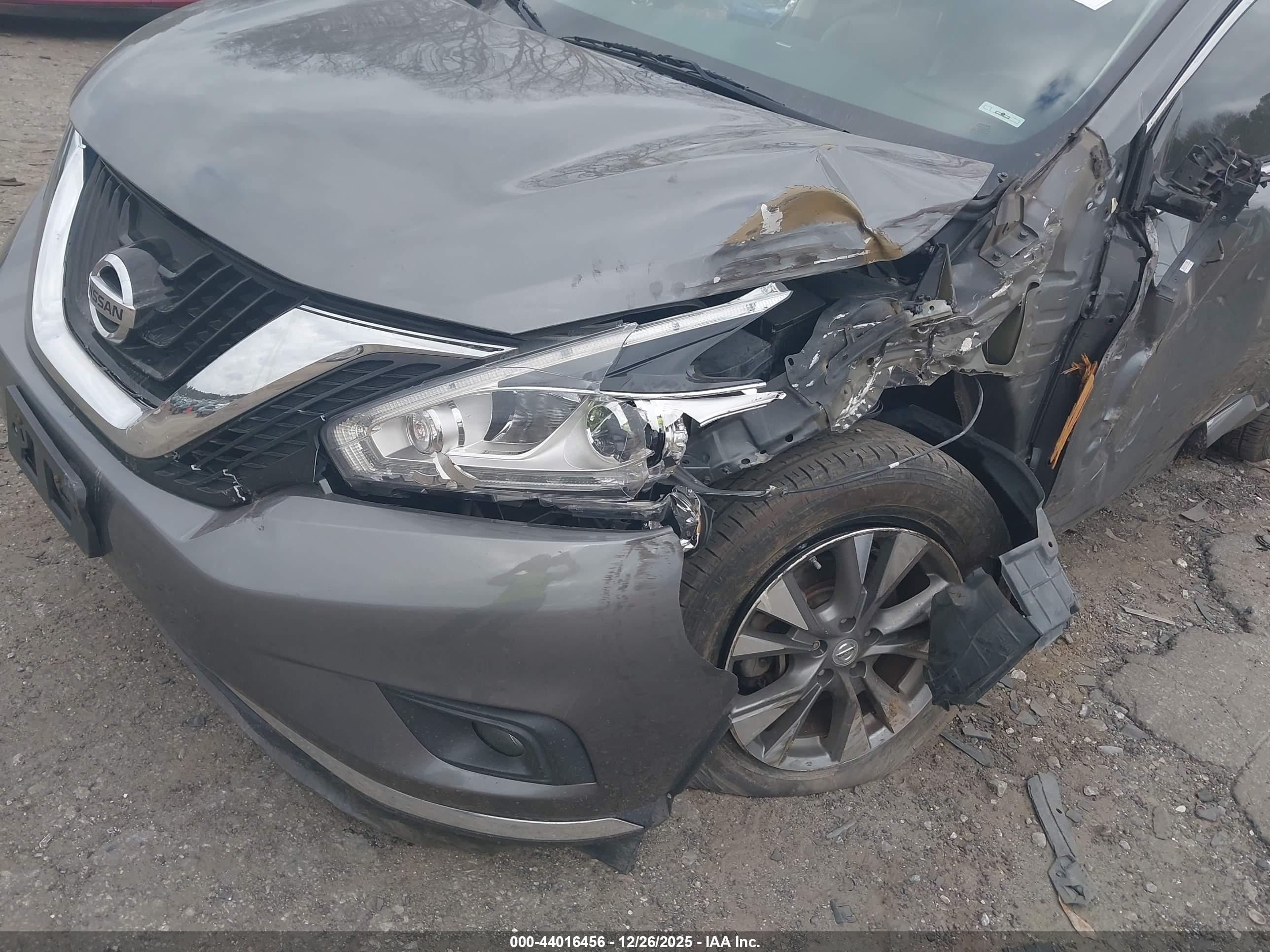 NISSAN MURANO image 6