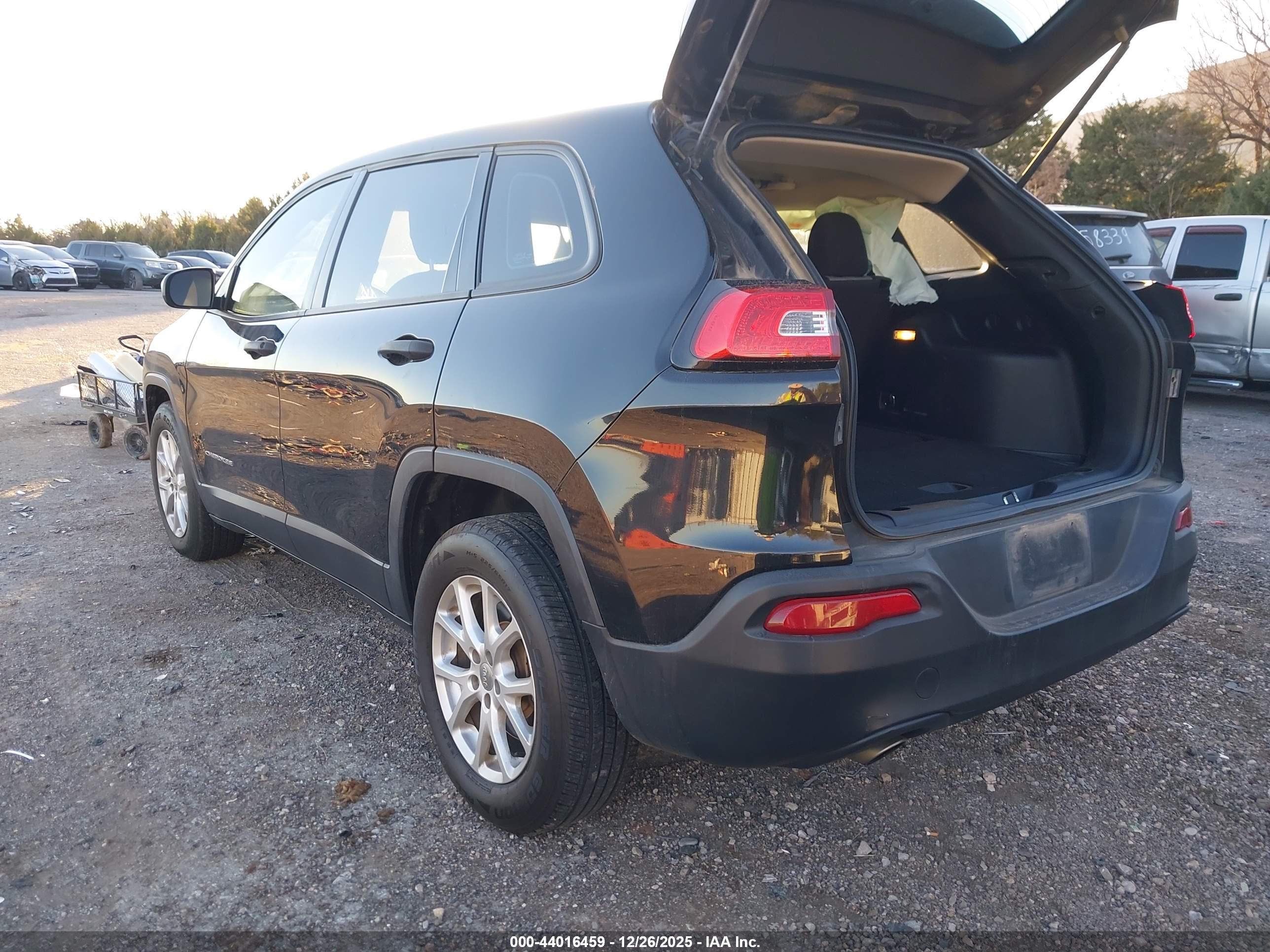 JEEP CHEROKEE image 3