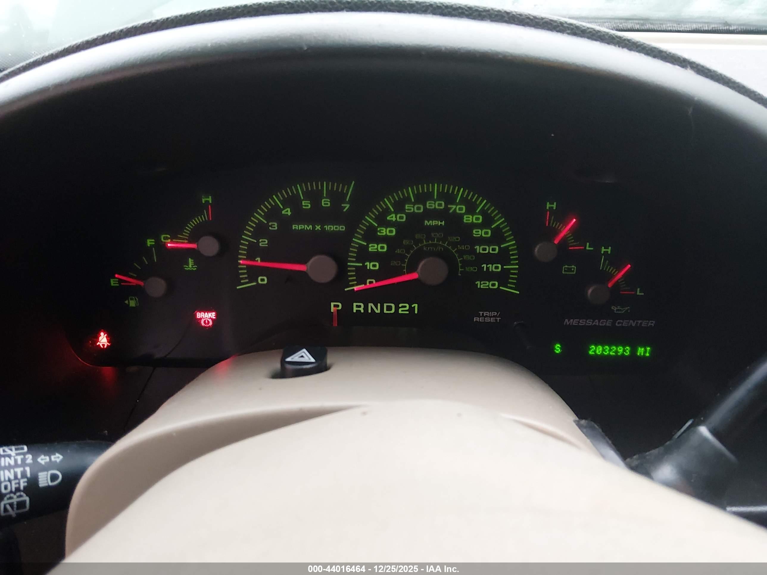 FORD EXPEDITION image 7