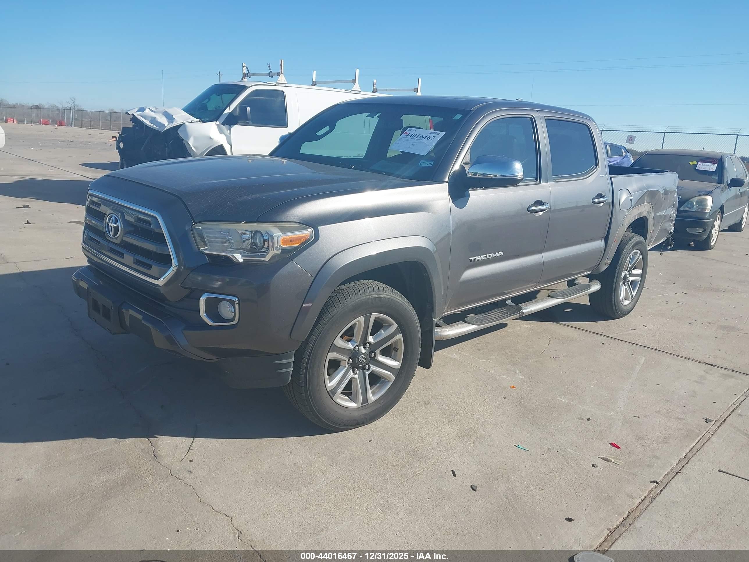 TOYOTA TACOMA image 2