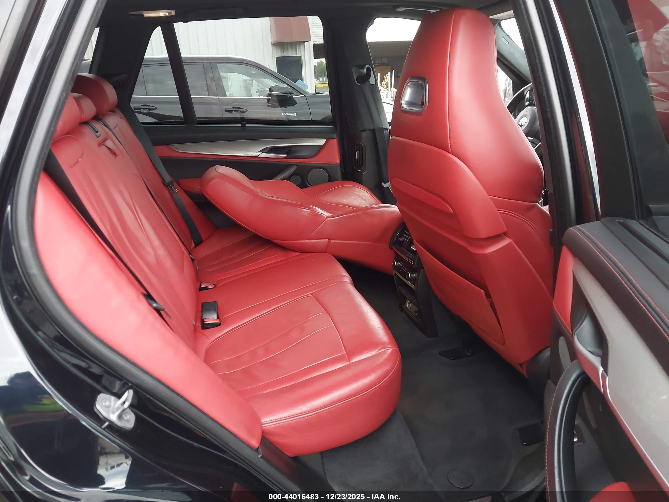 BMW X5 image 8