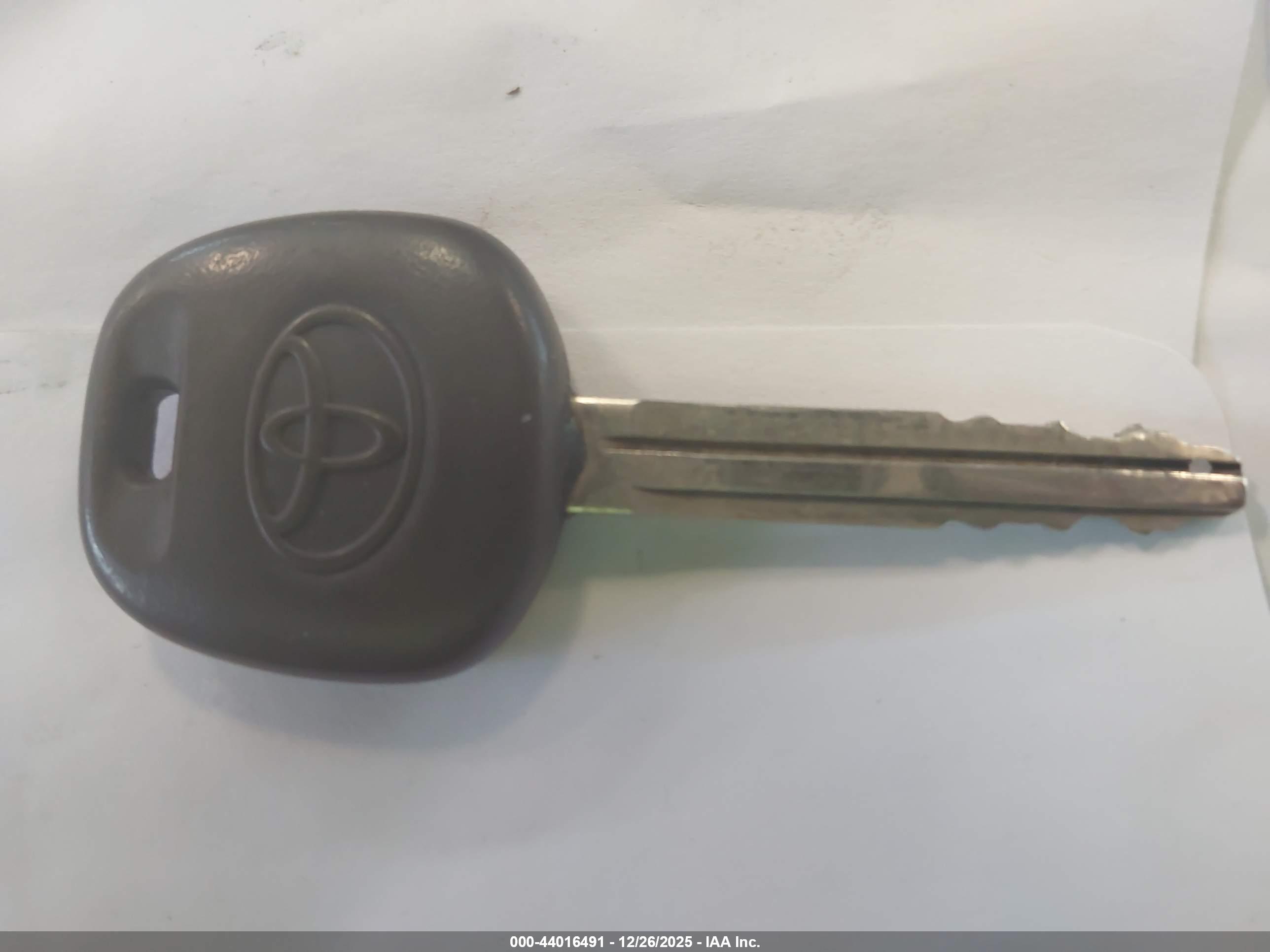 TOYOTA COROLLA image 11