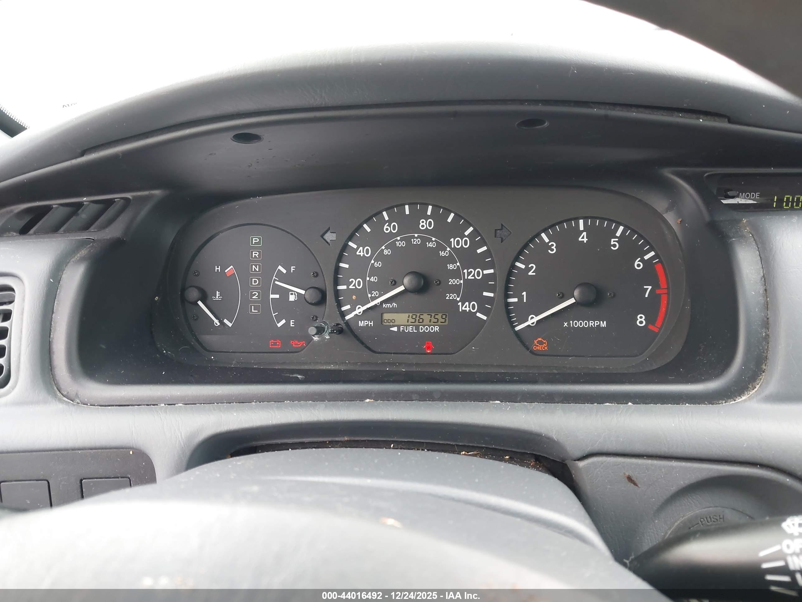TOYOTA CAMRY image 7