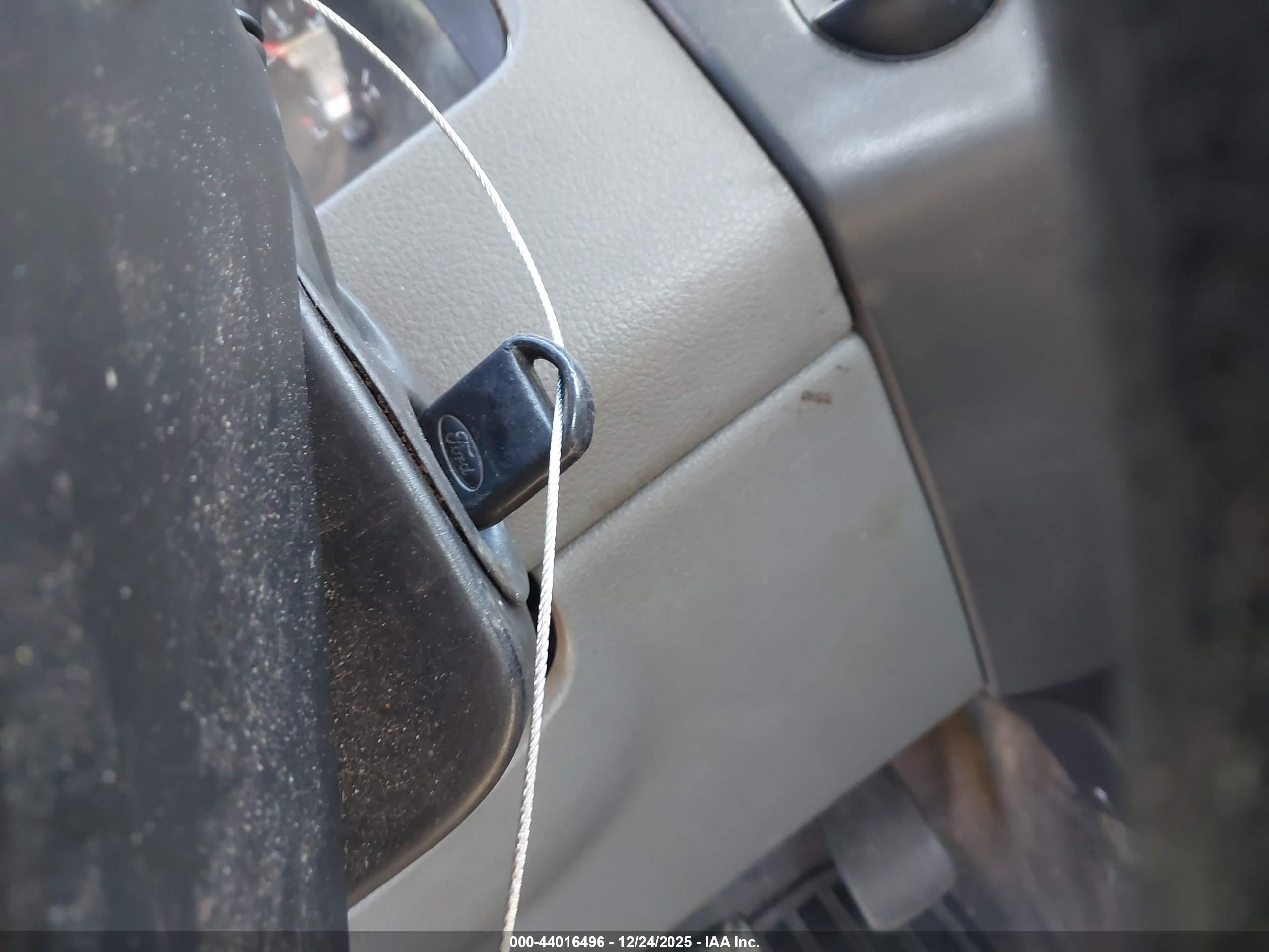 FORD F-150 image 11