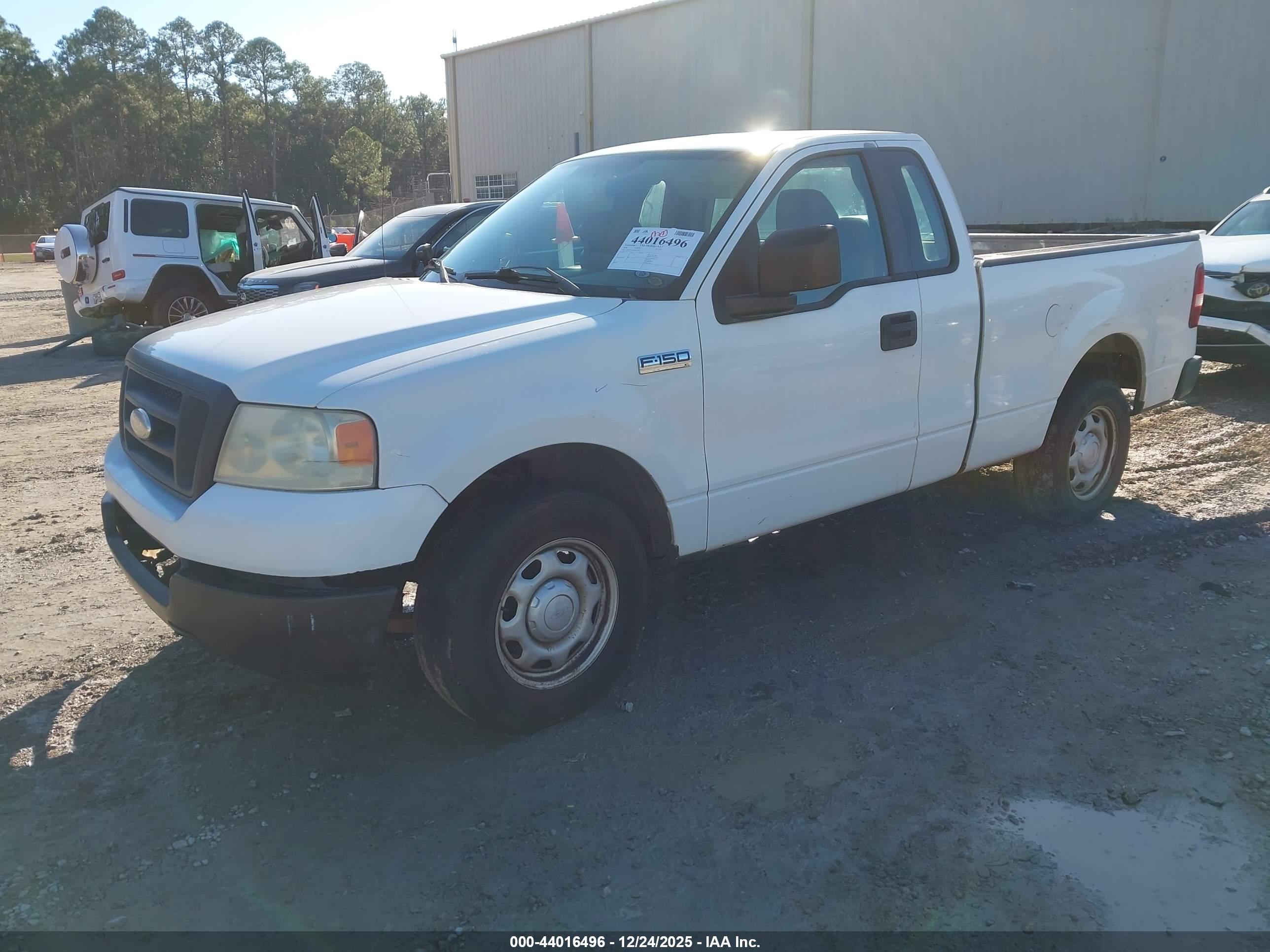 FORD F-150 image 2