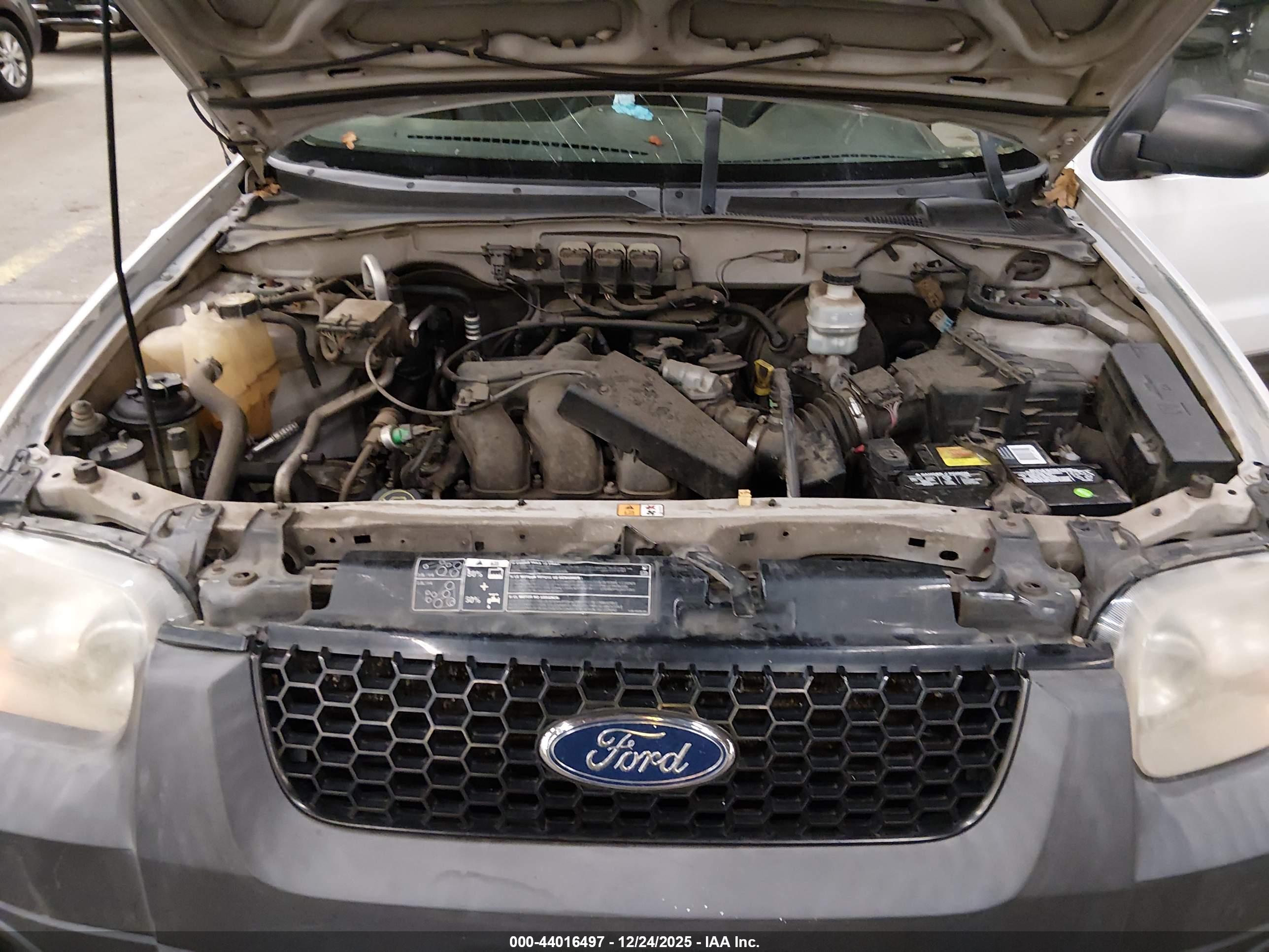 FORD ESCAPE image 10