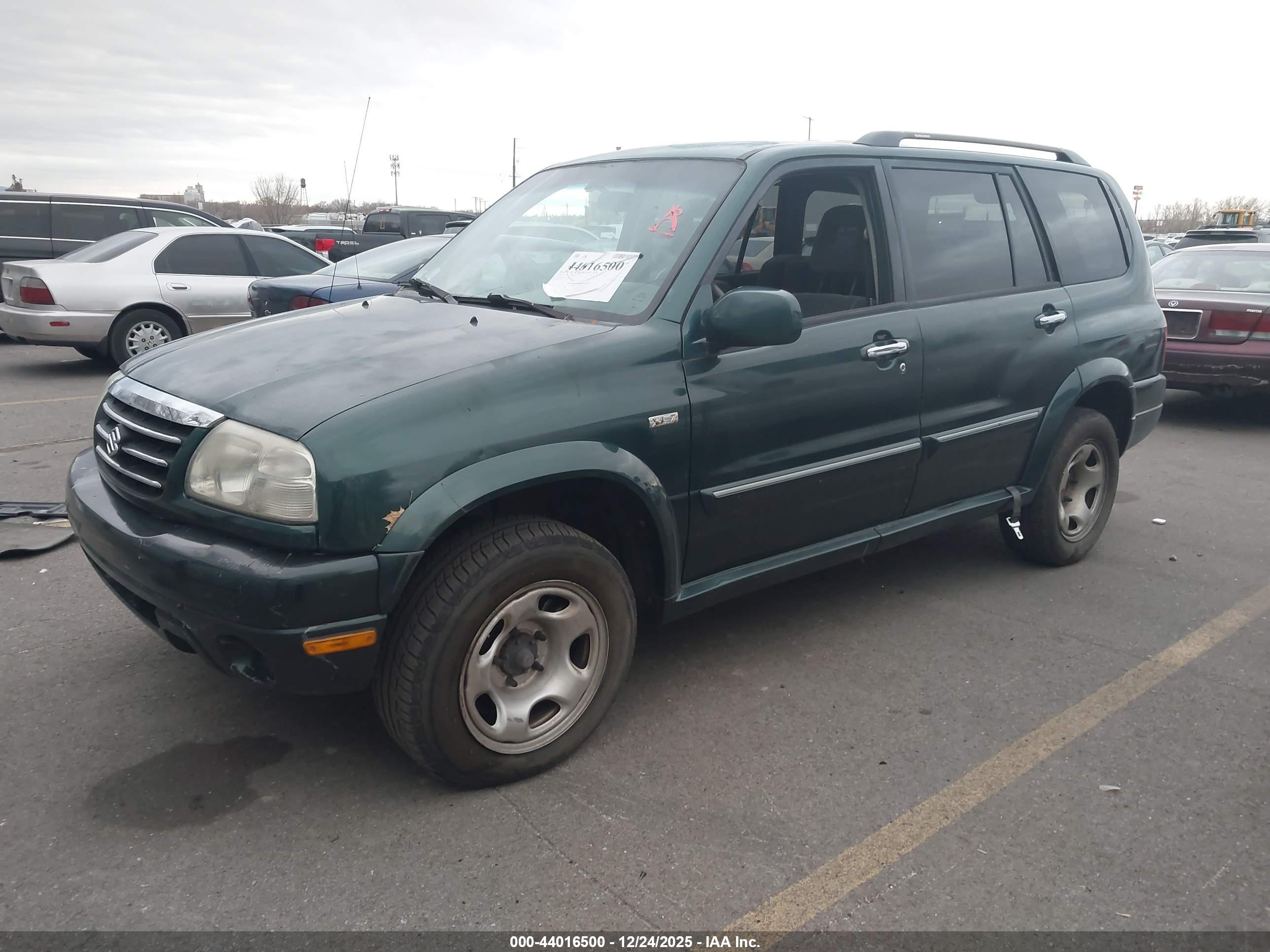 SUZUKI XL-7 image 2