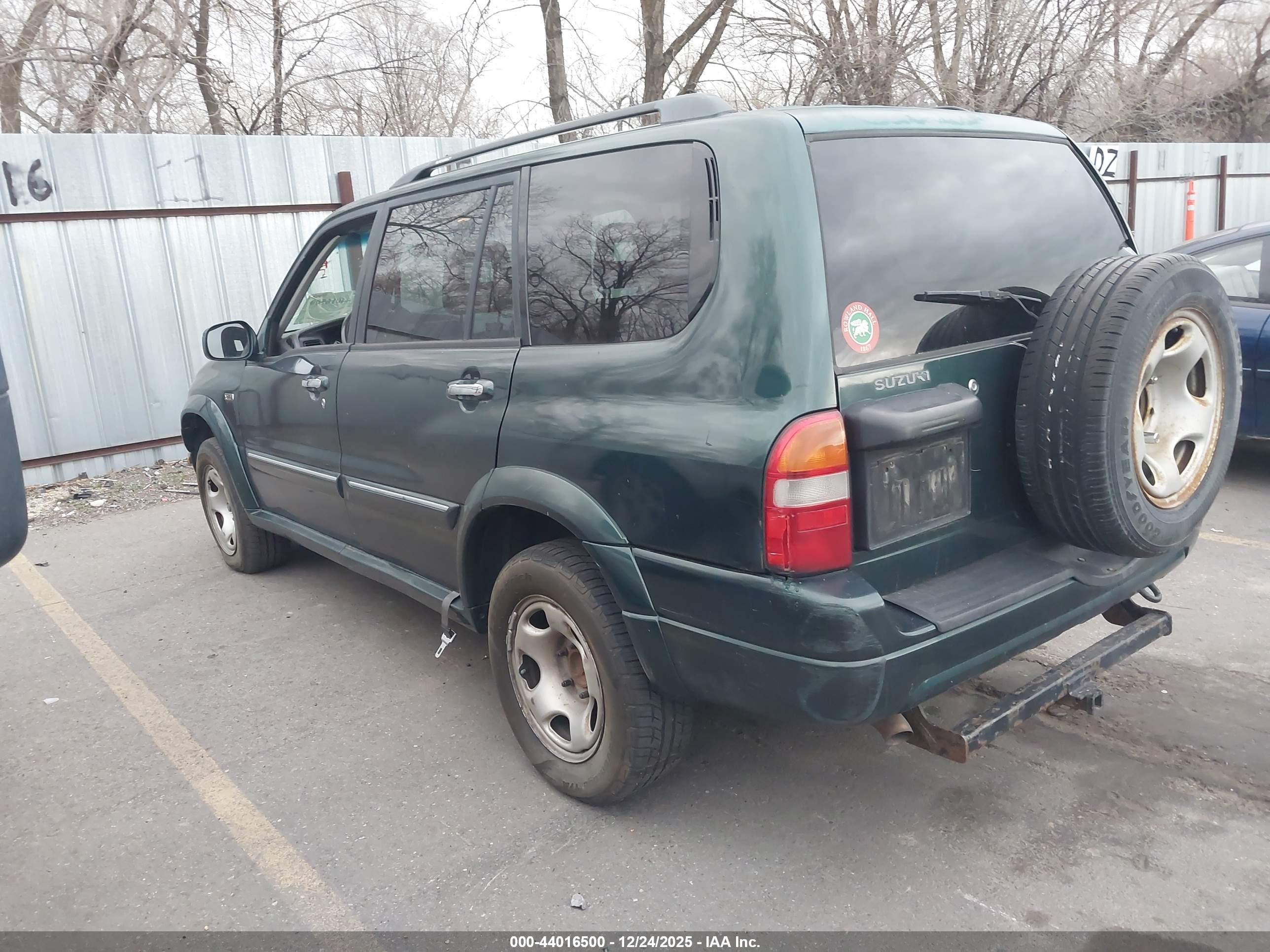 SUZUKI XL-7 image 3