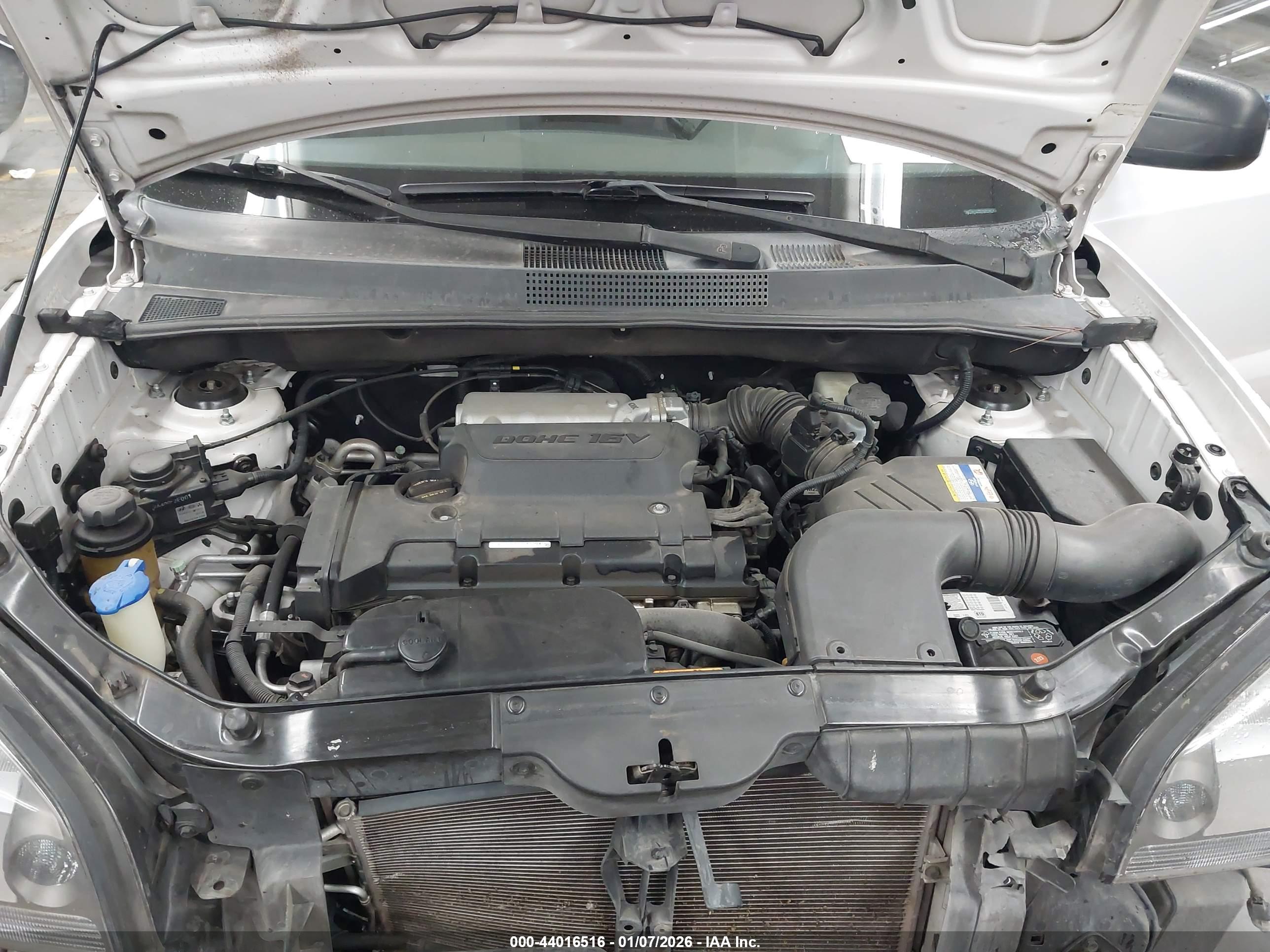 HYUNDAI TUCSON image 10