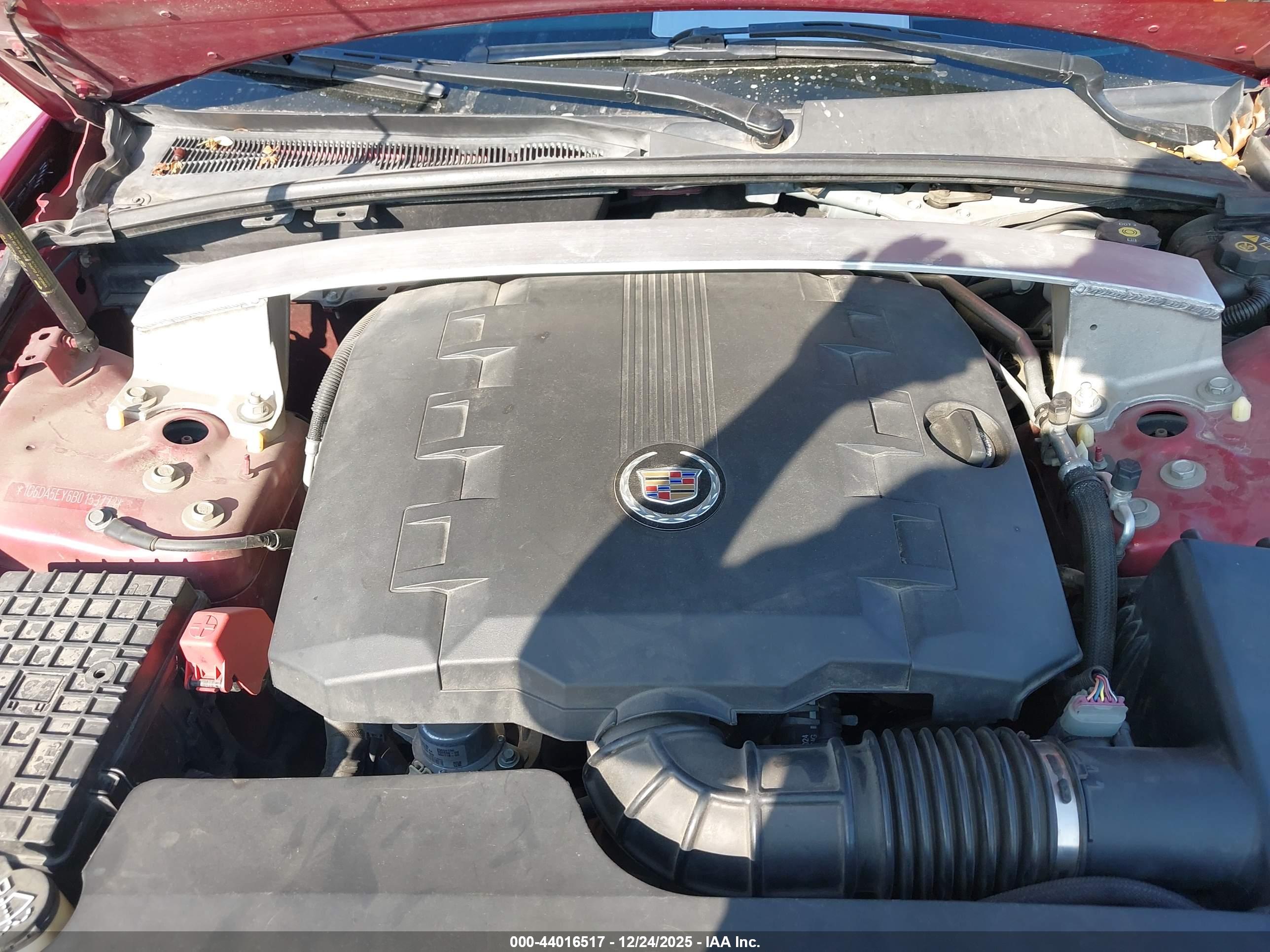 CADILLAC CTS image 10