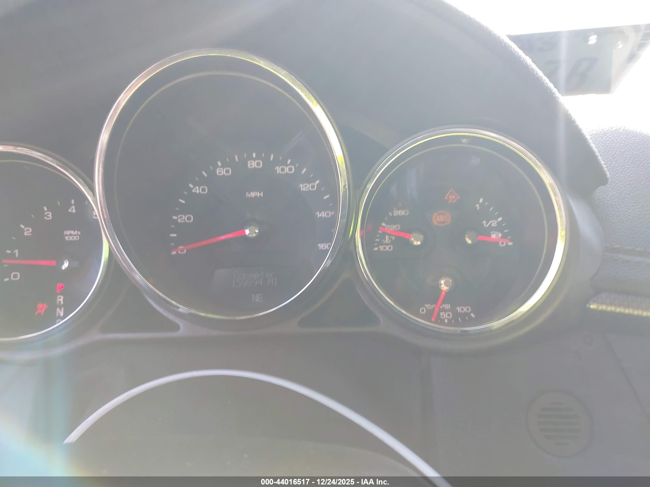 CADILLAC CTS image 7