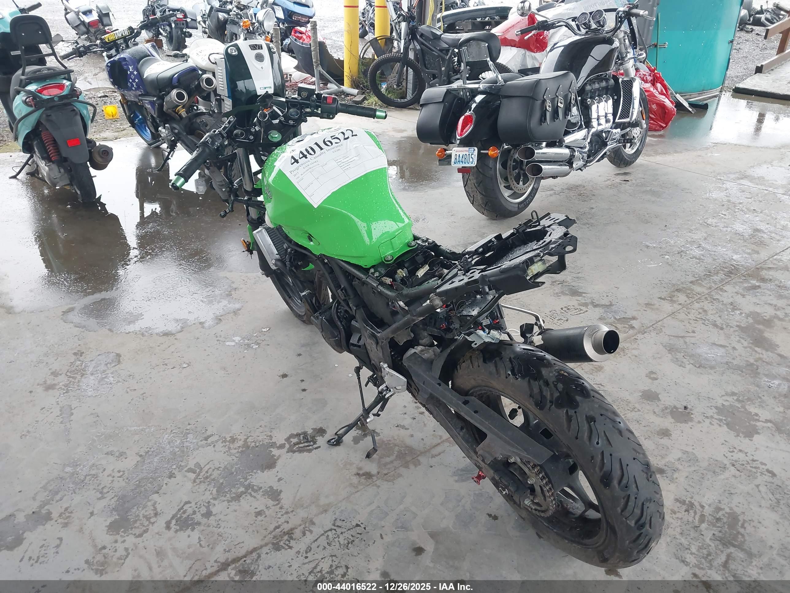 KAWASAKI EX300 image 3