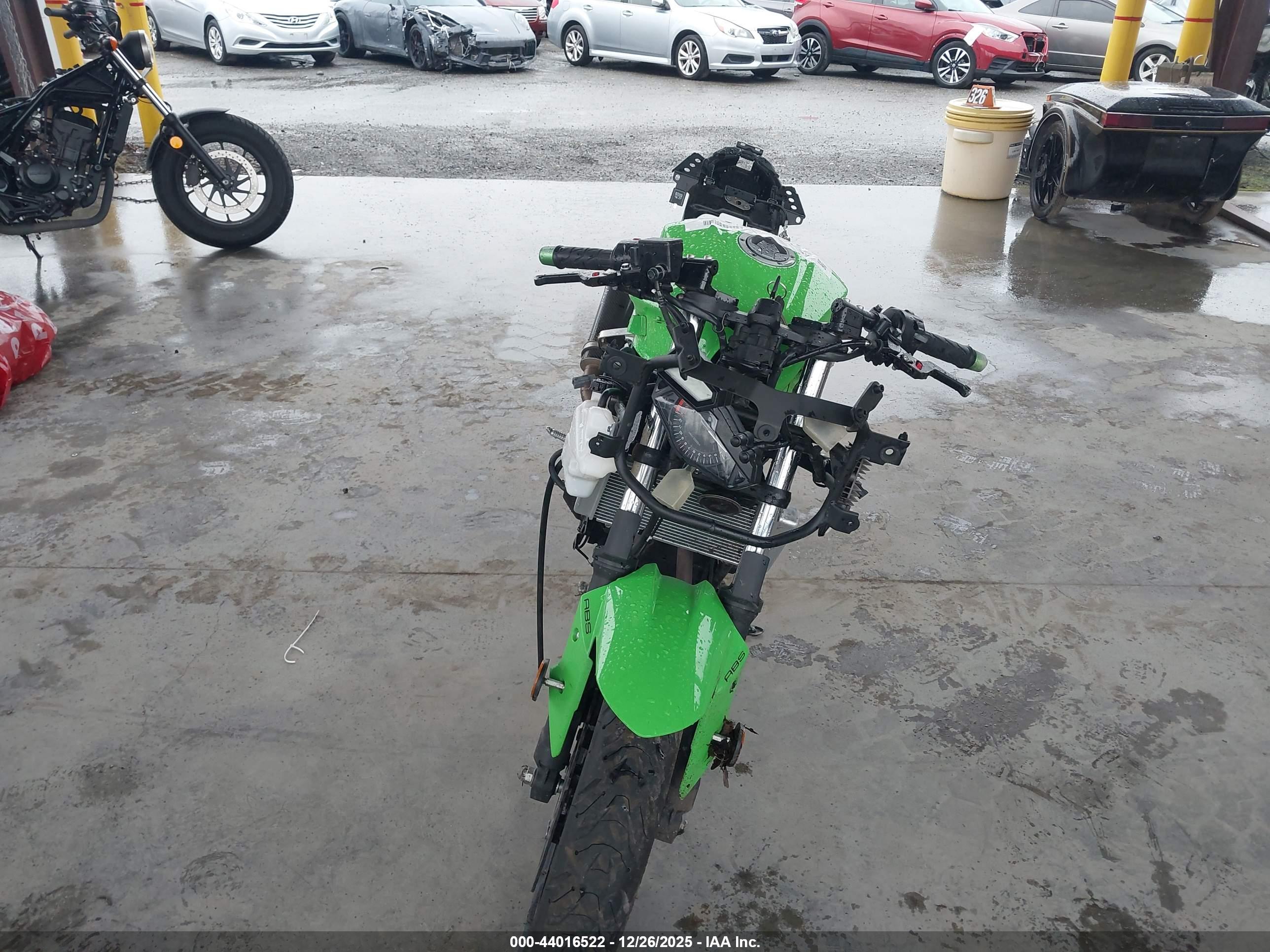 KAWASAKI EX300 image 5