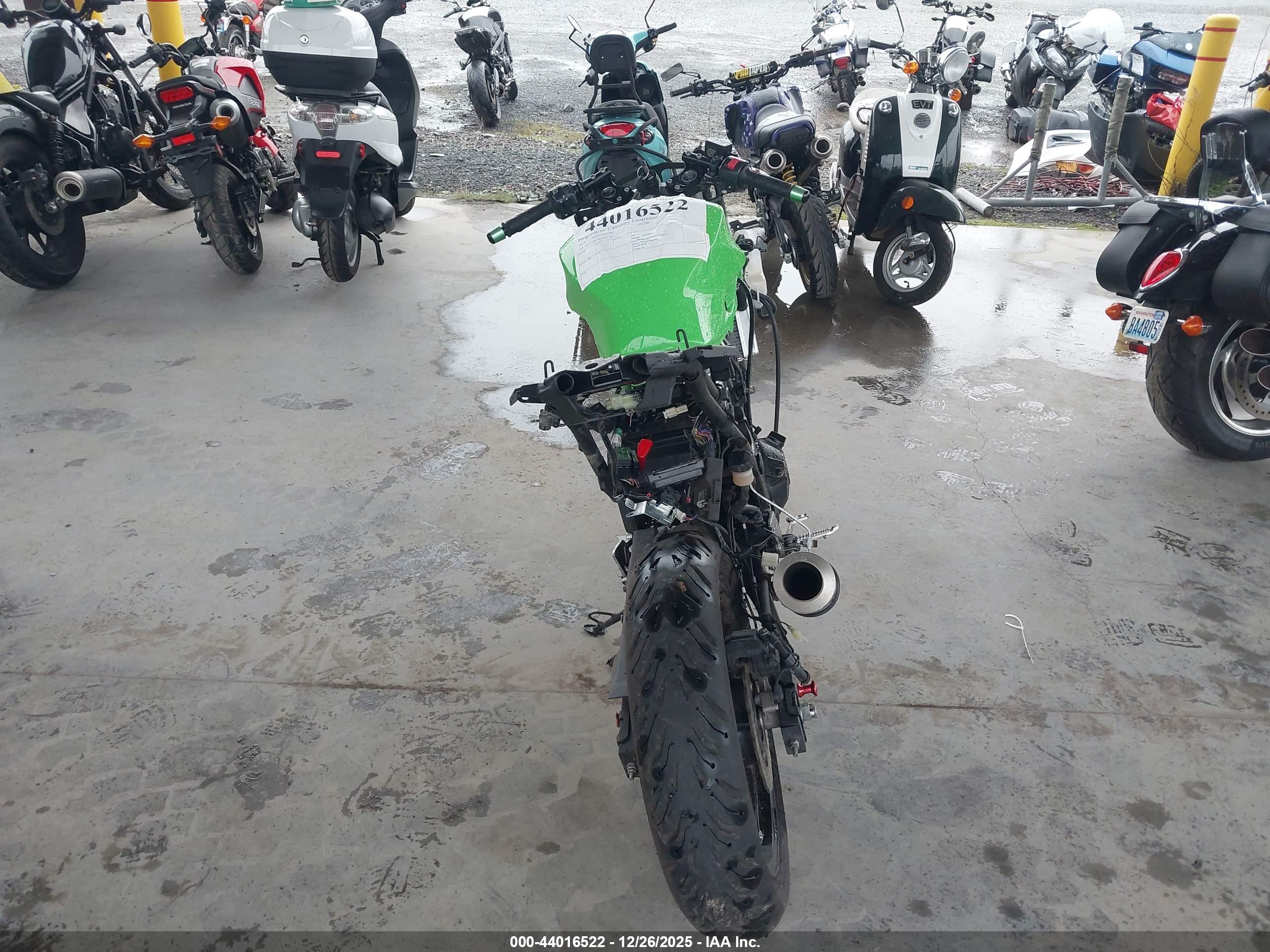KAWASAKI EX300 image 6