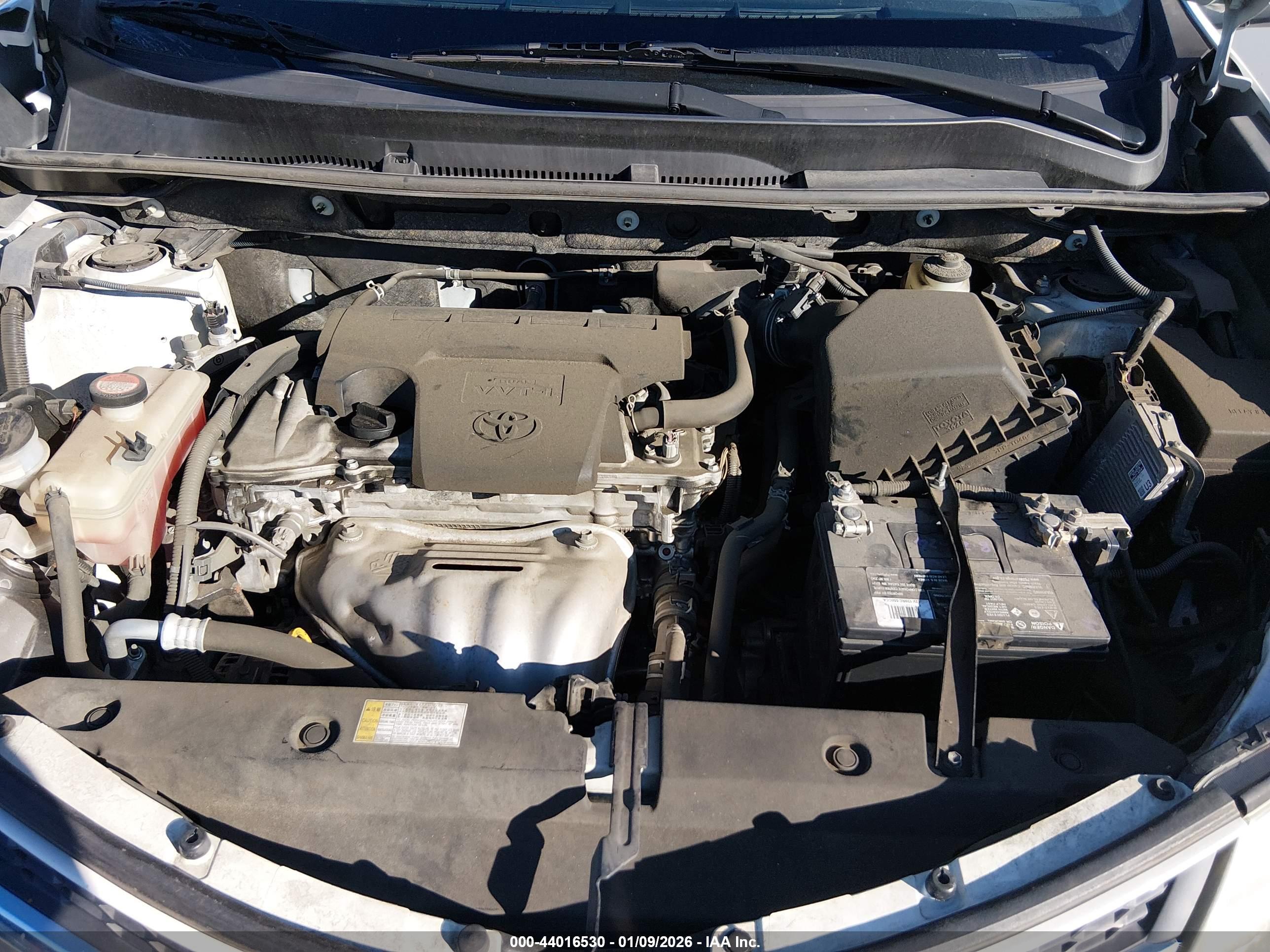 TOYOTA RAV4 image 10