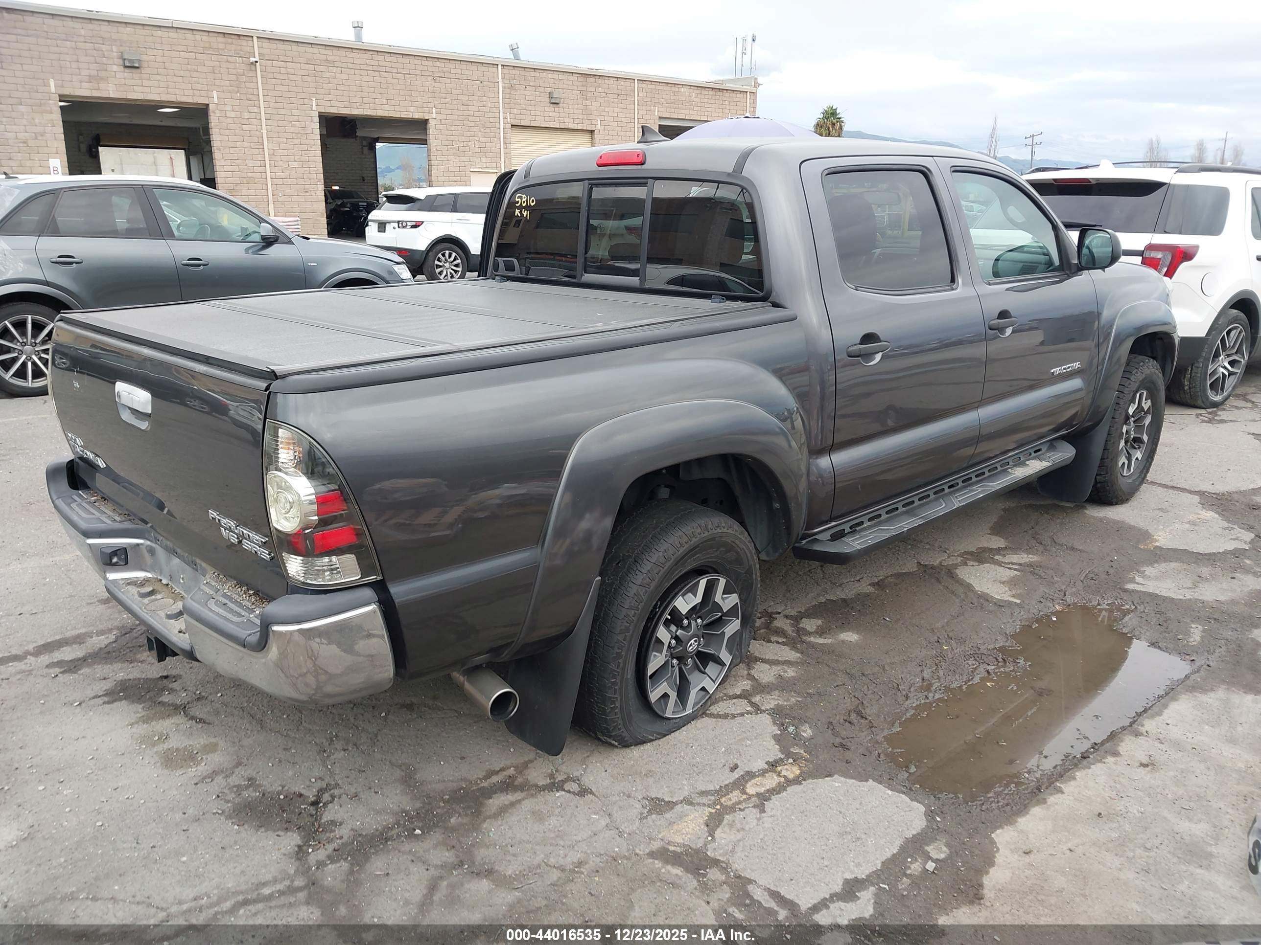TOYOTA TACOMA image 4